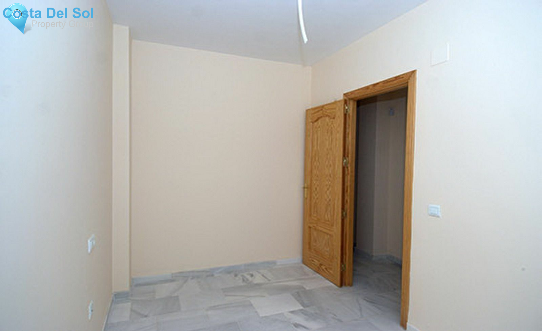 Middle Floor Apartment in Monda-1484609