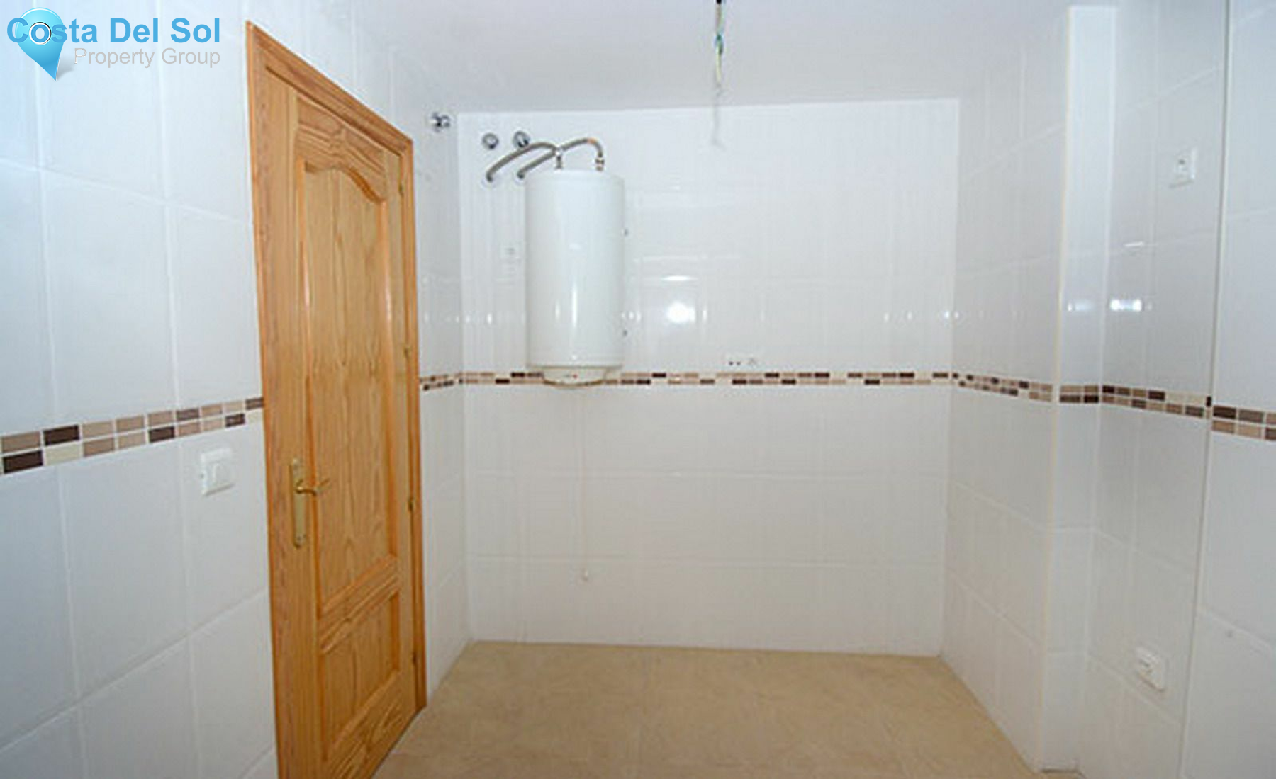 Middle Floor Apartment in Monda-1484611