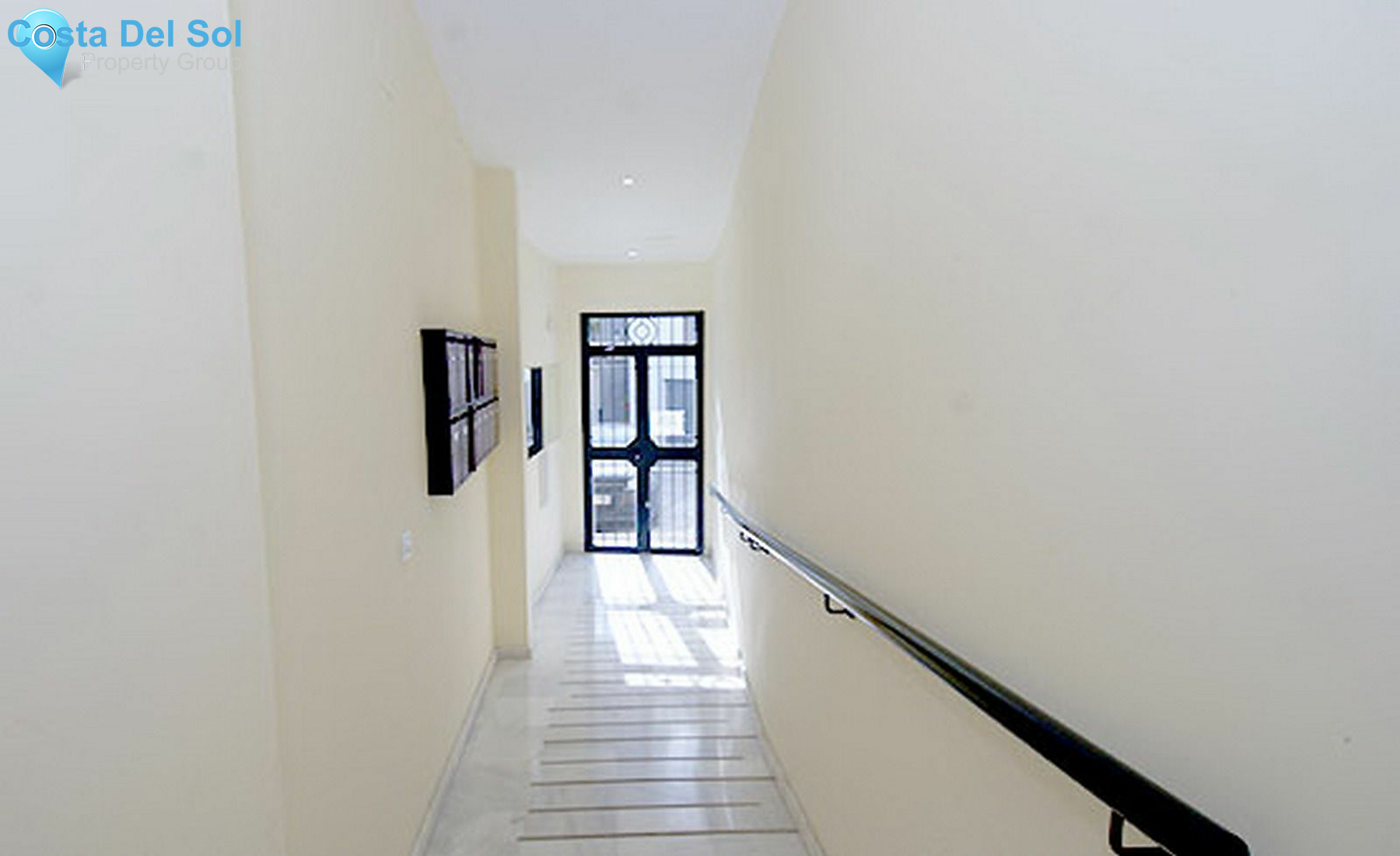 Middle Floor Apartment in Monda-1484600