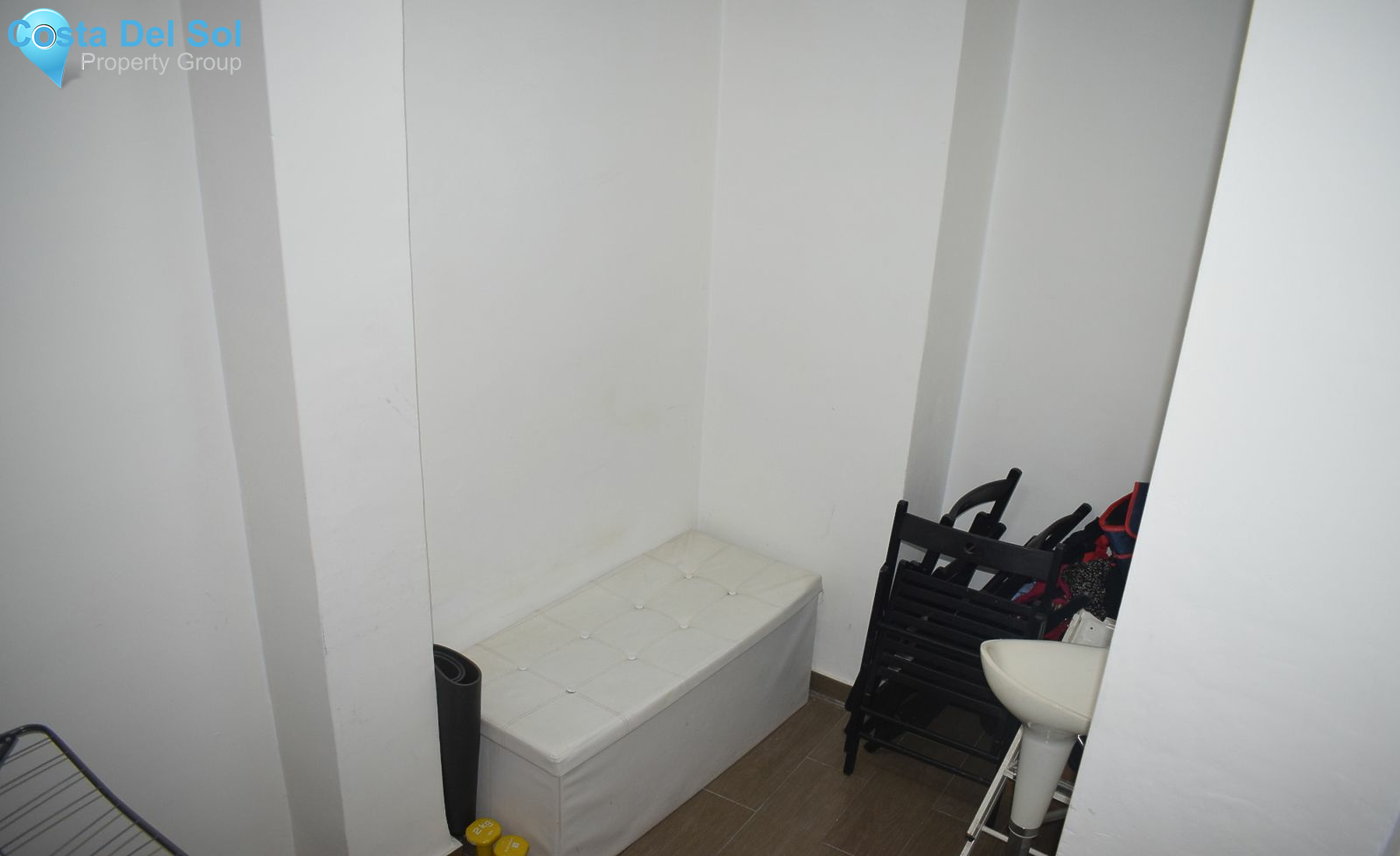 Middle Floor Apartment in Málaga Centro-1180104