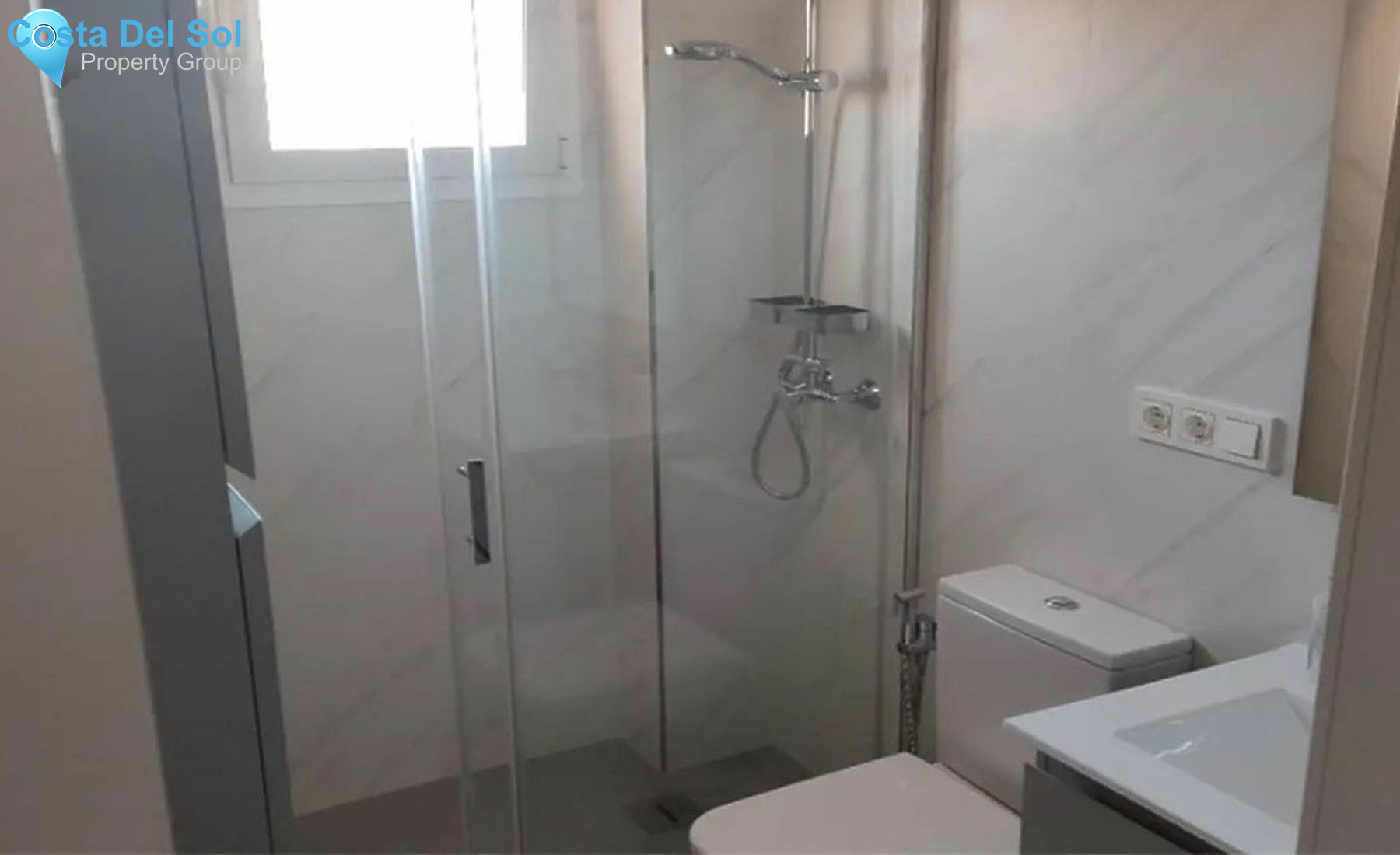 Middle Floor Apartment in Málaga Centro-1425015
