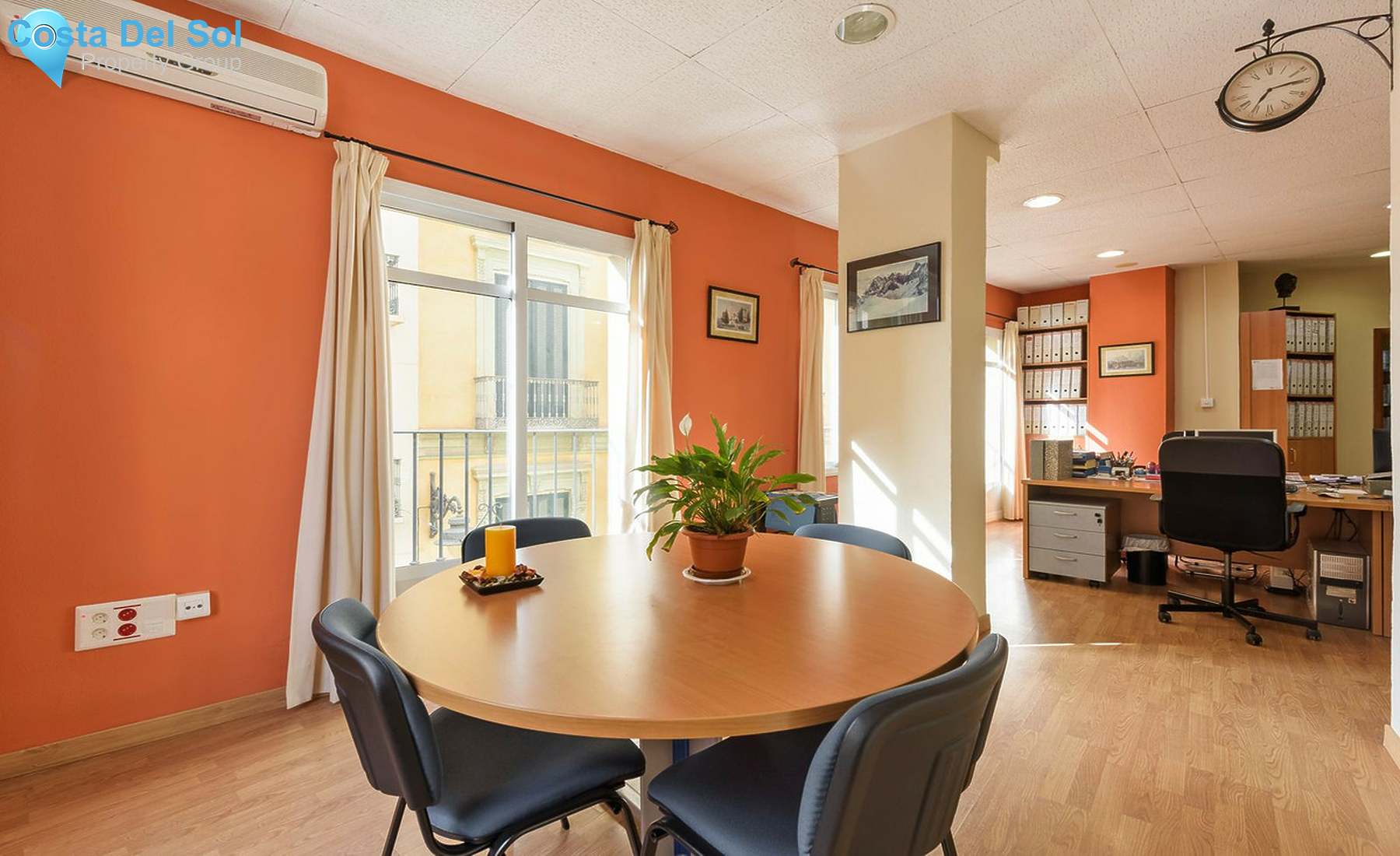 Middle Floor Apartment in Málaga-1243087