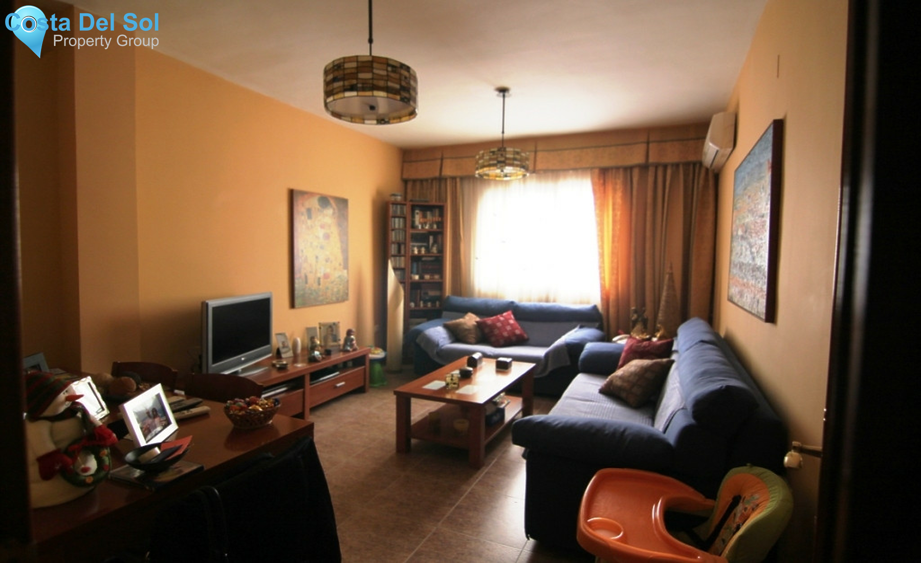 Middle Floor Apartment in Málaga-1358193