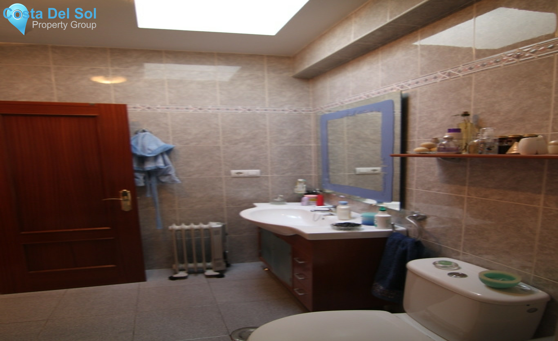 Middle Floor Apartment in Málaga-1358187