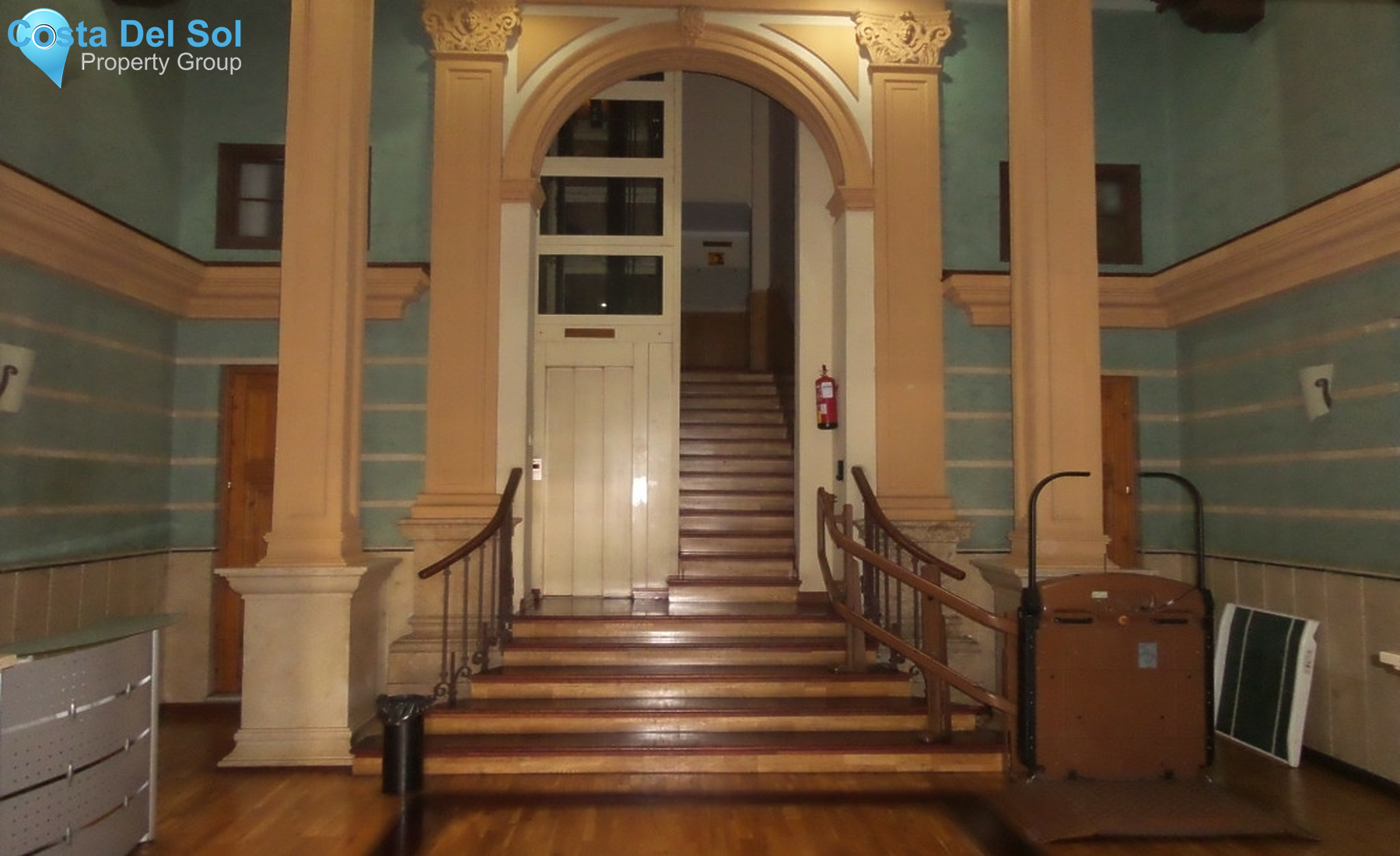 Middle Floor Apartment in Málaga-1559747