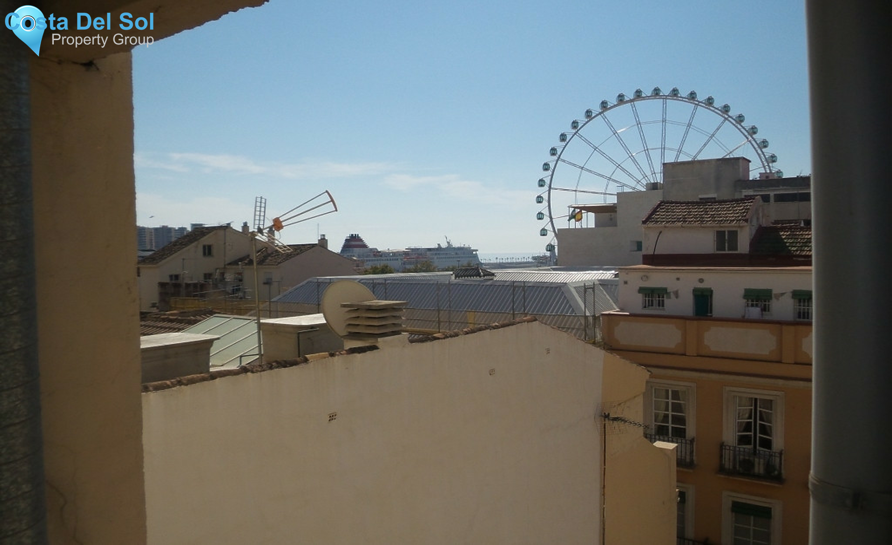 Middle Floor Apartment in Málaga-1559763