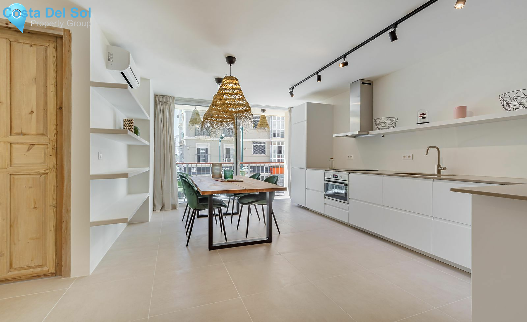 Middle Floor Apartment in Málaga