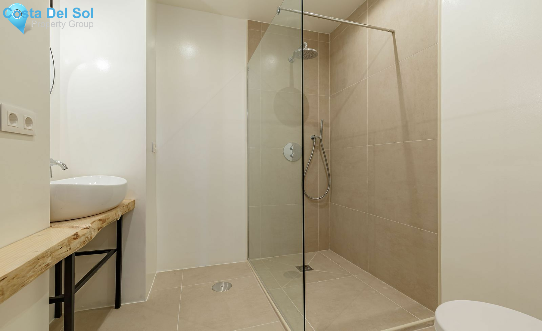 Middle Floor Apartment in Málaga-1144882