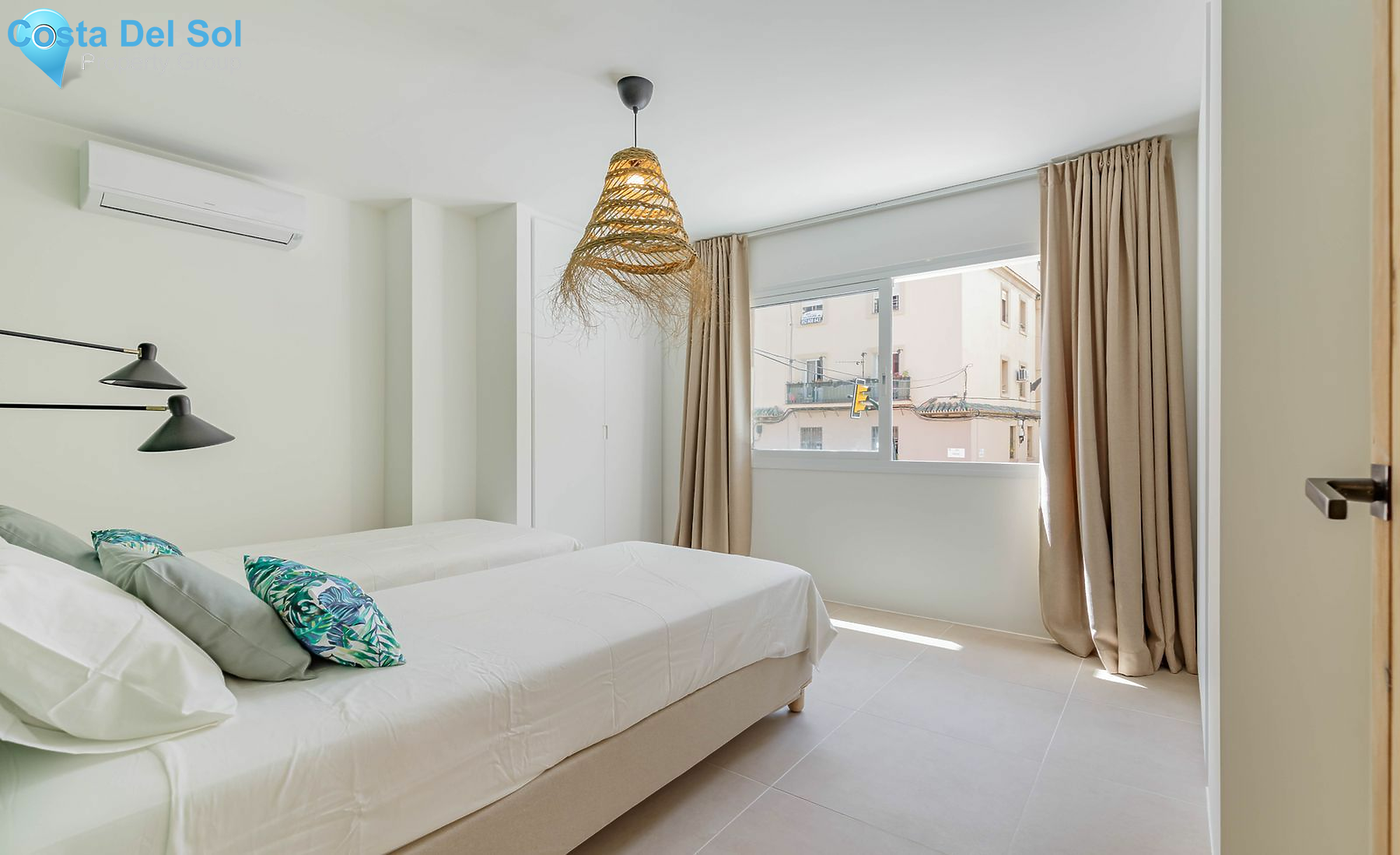 Middle Floor Apartment in Málaga-1144873