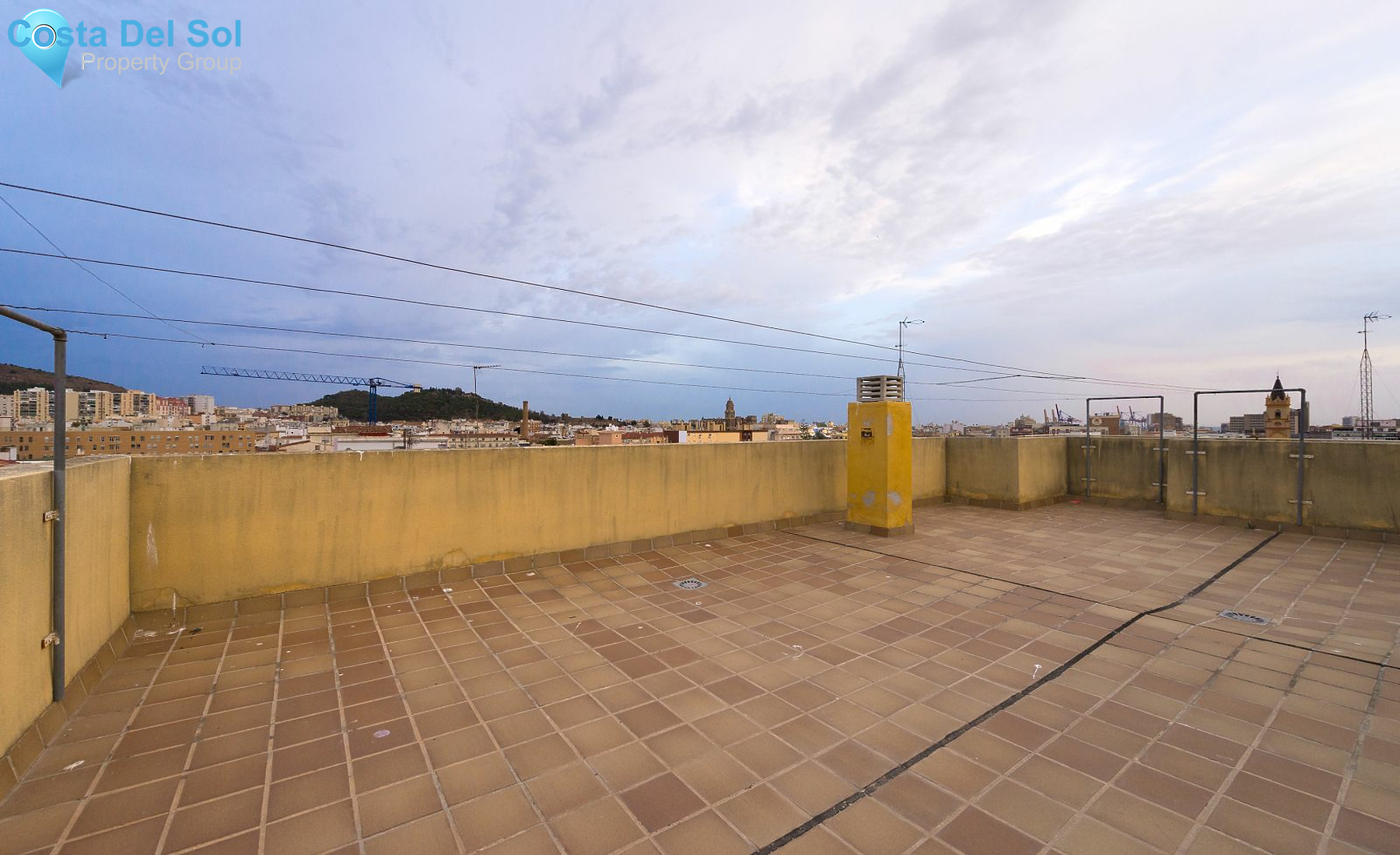 Middle Floor Apartment in Málaga-1167550
