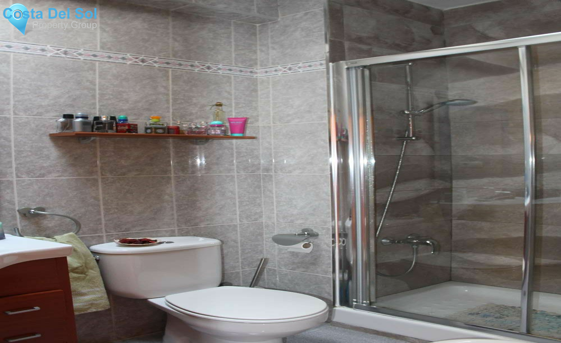 Middle Floor Apartment in Málaga-1535683
