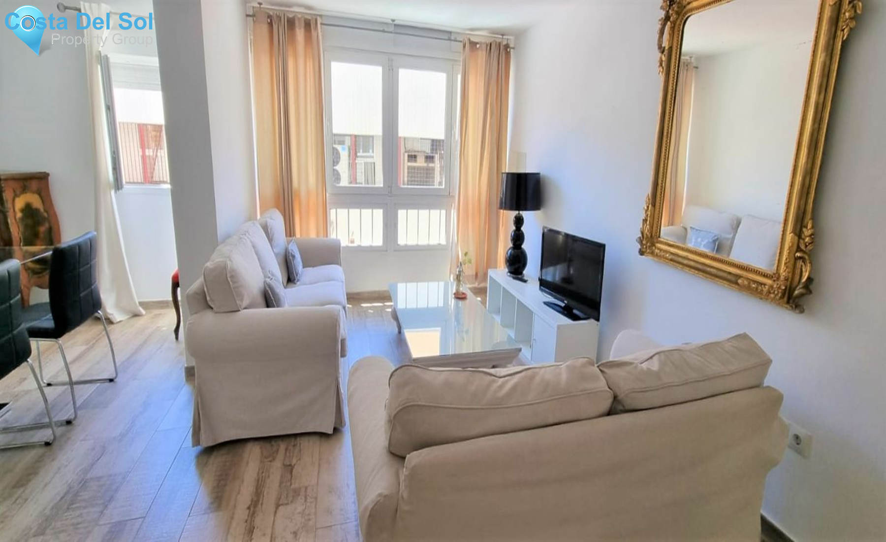 Middle Floor Apartment in Málaga