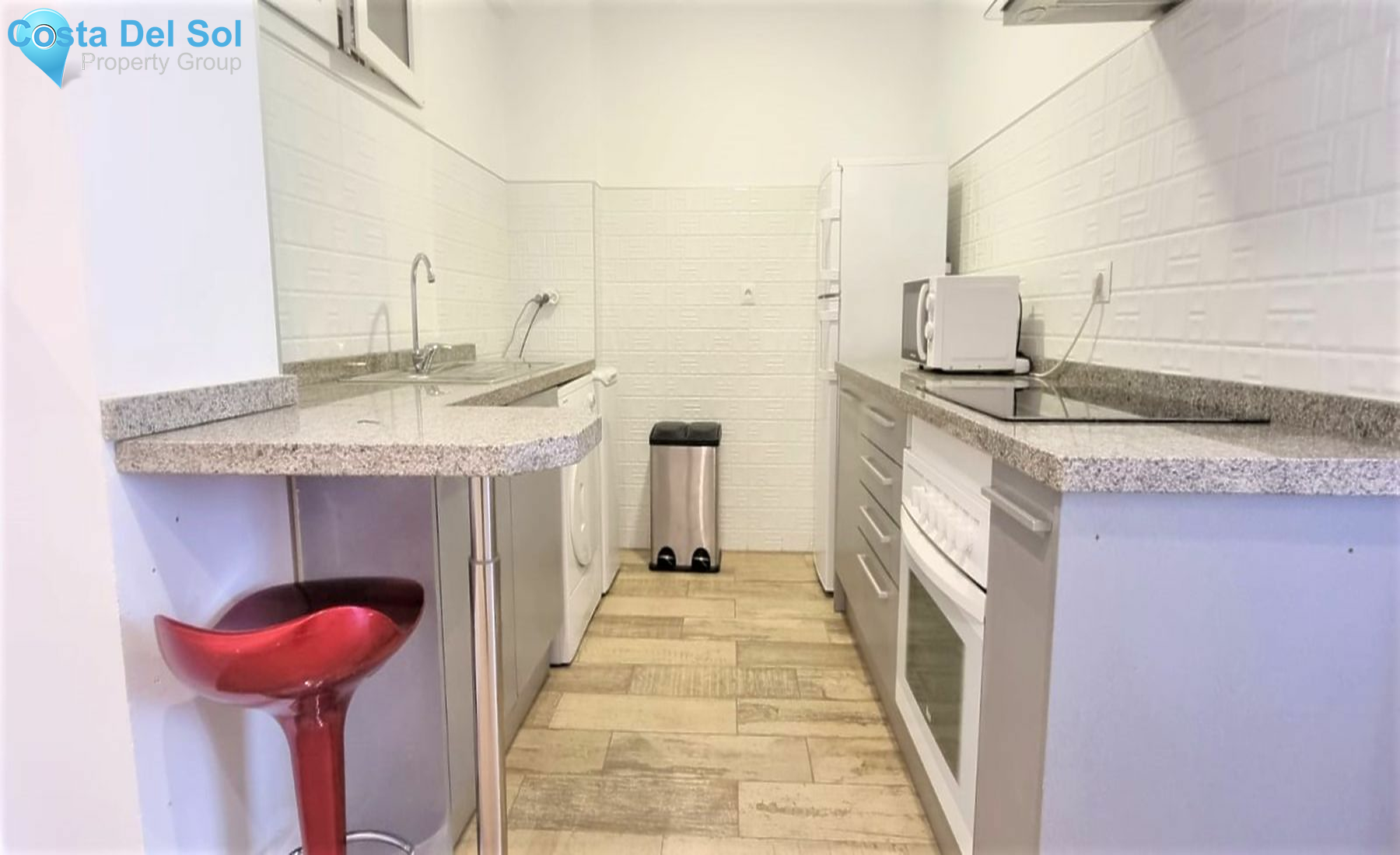 Middle Floor Apartment in Málaga-1548883