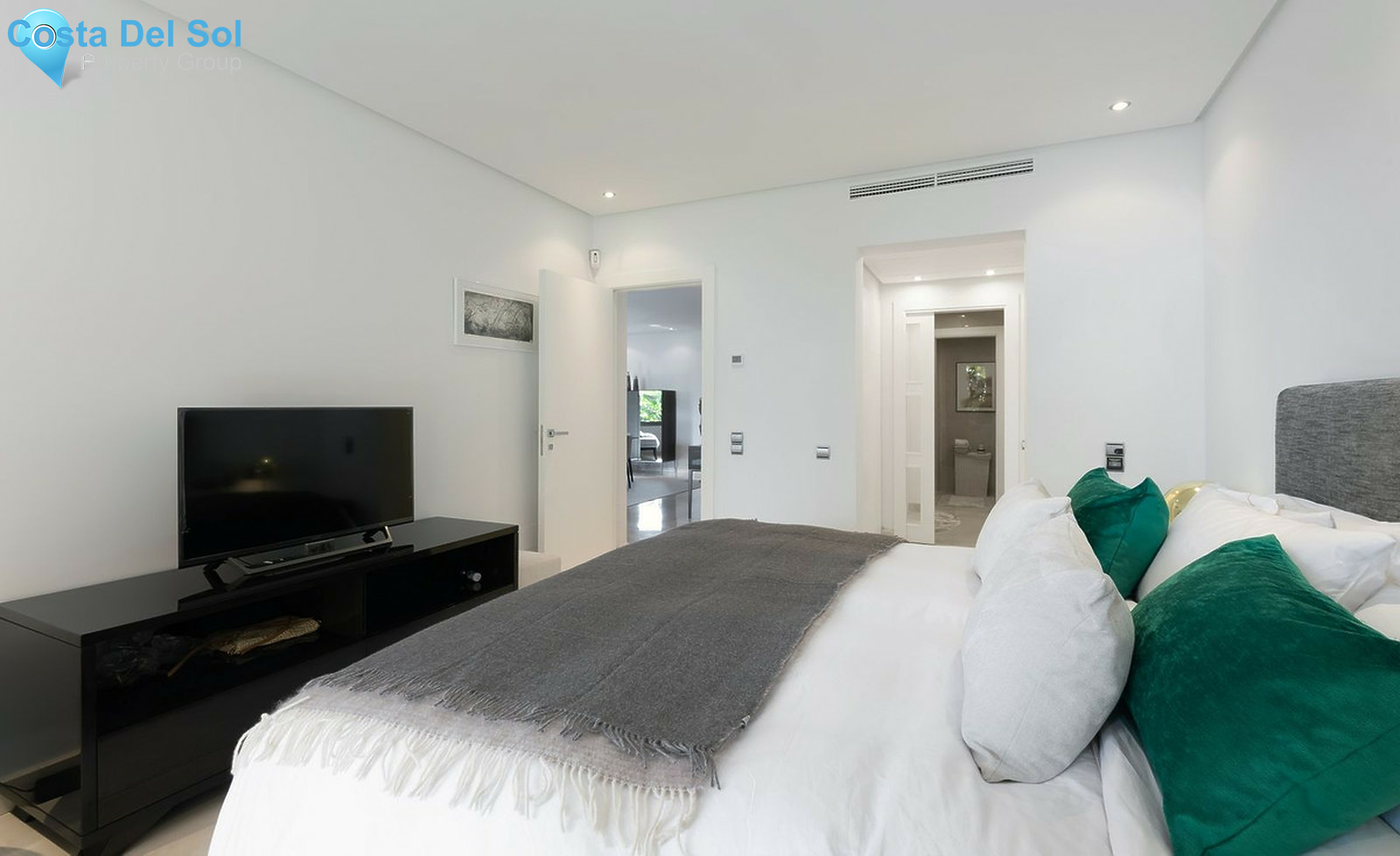 Middle Floor Apartment in Nagüeles-1368274