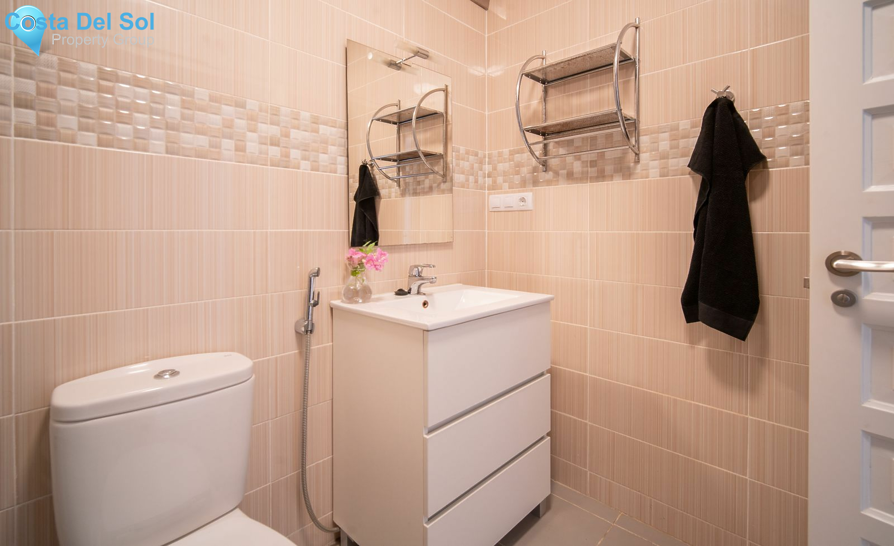 Middle Floor Apartment in Nerja-1512862