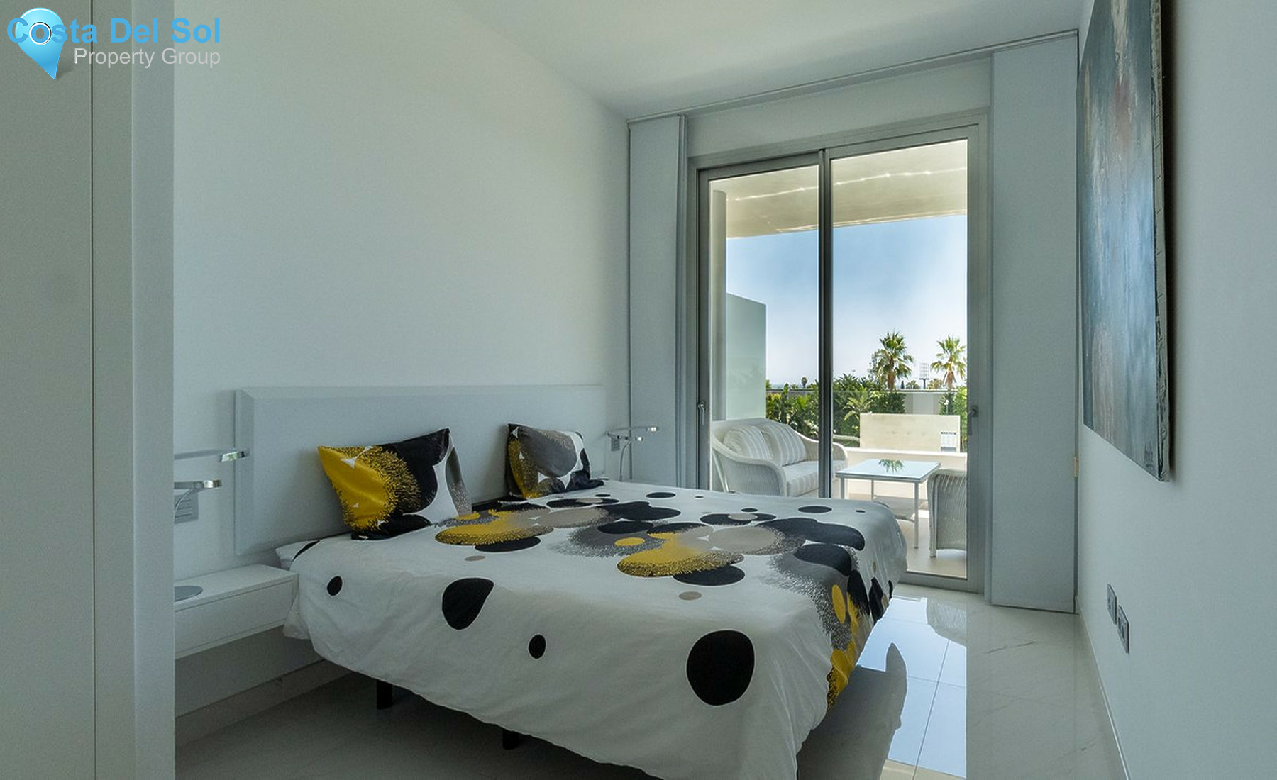 Middle Floor Apartment in New Golden Mile-1239233