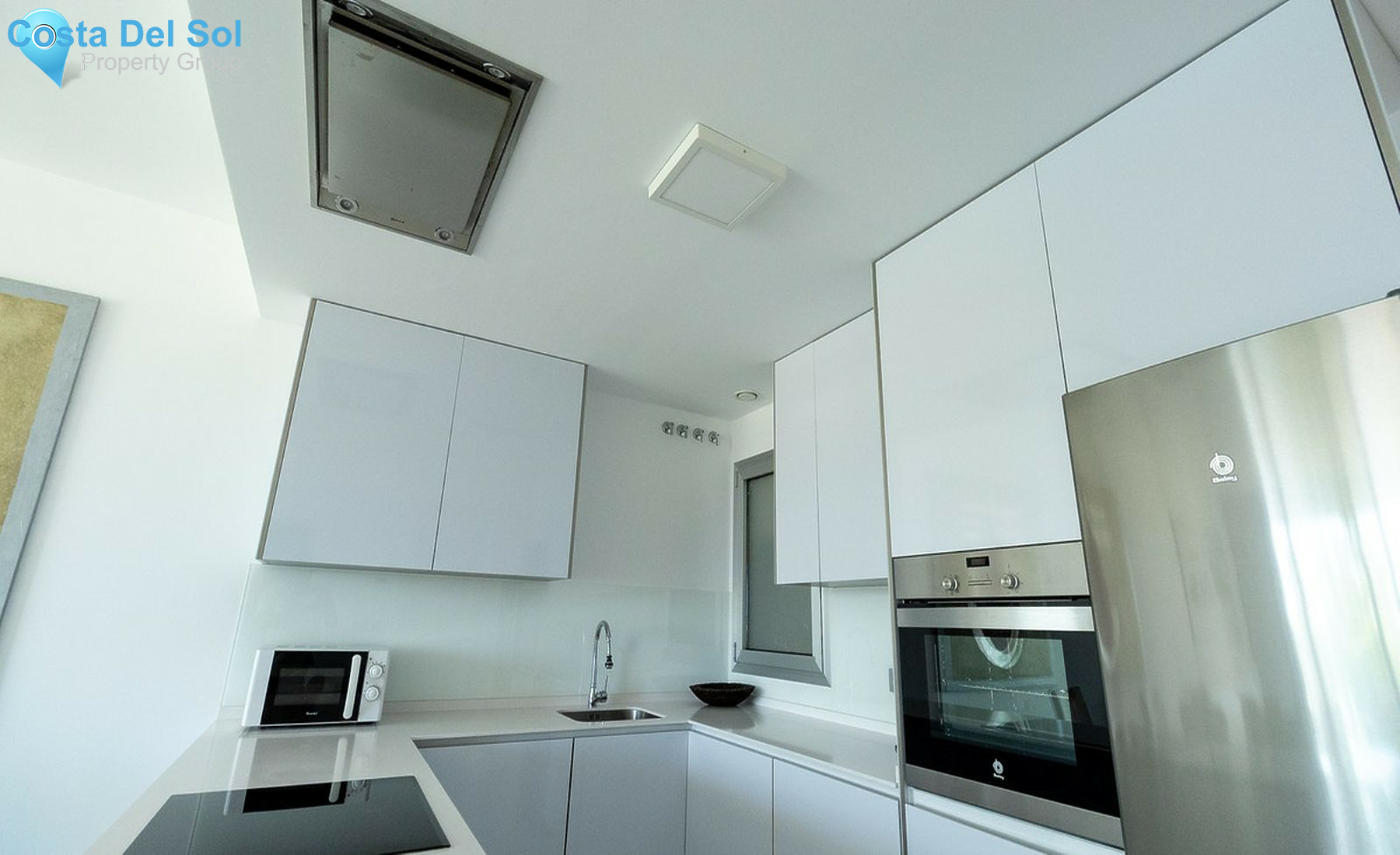 Middle Floor Apartment in New Golden Mile-1239219