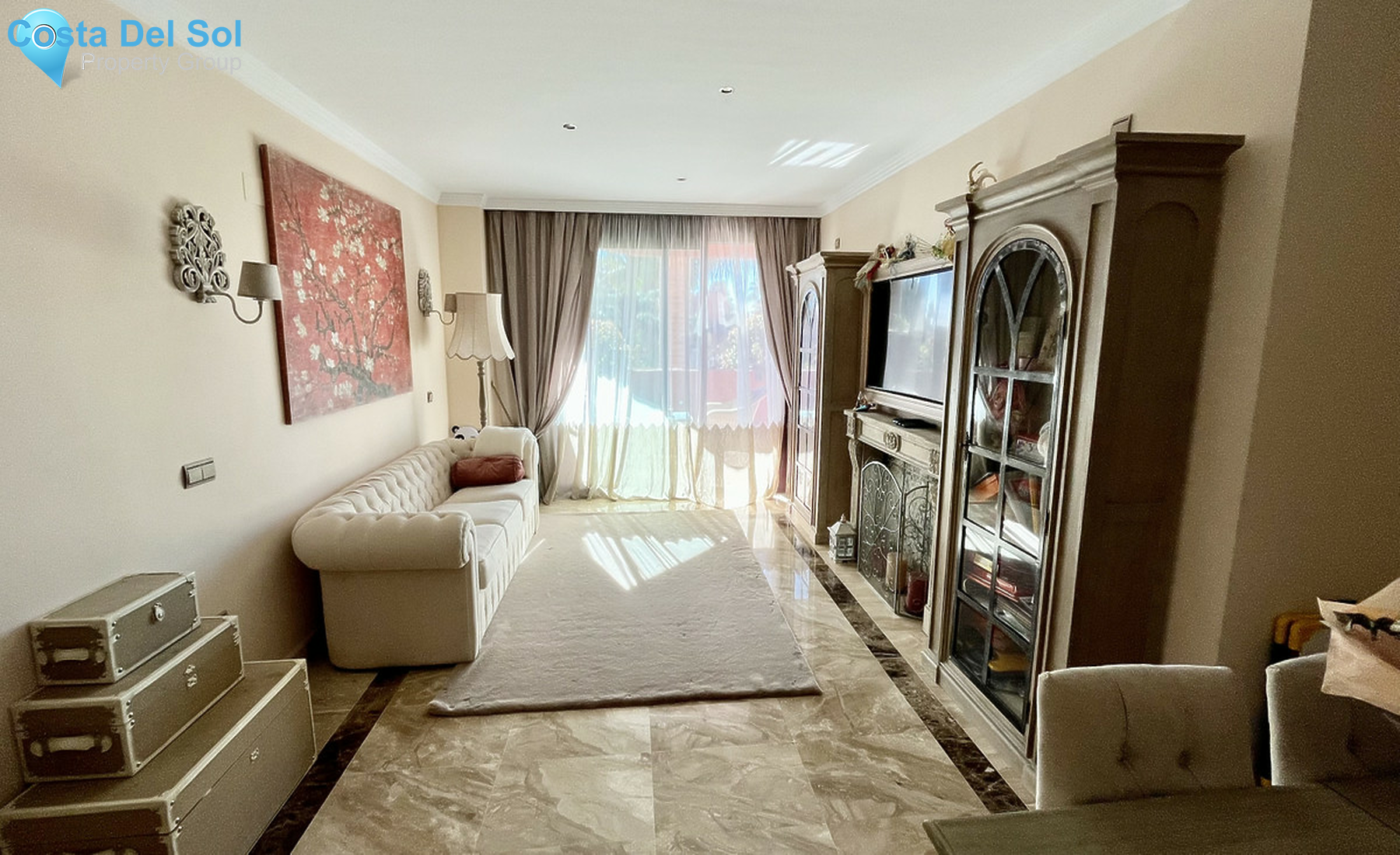 Middle Floor Apartment in New Golden Mile-1283837