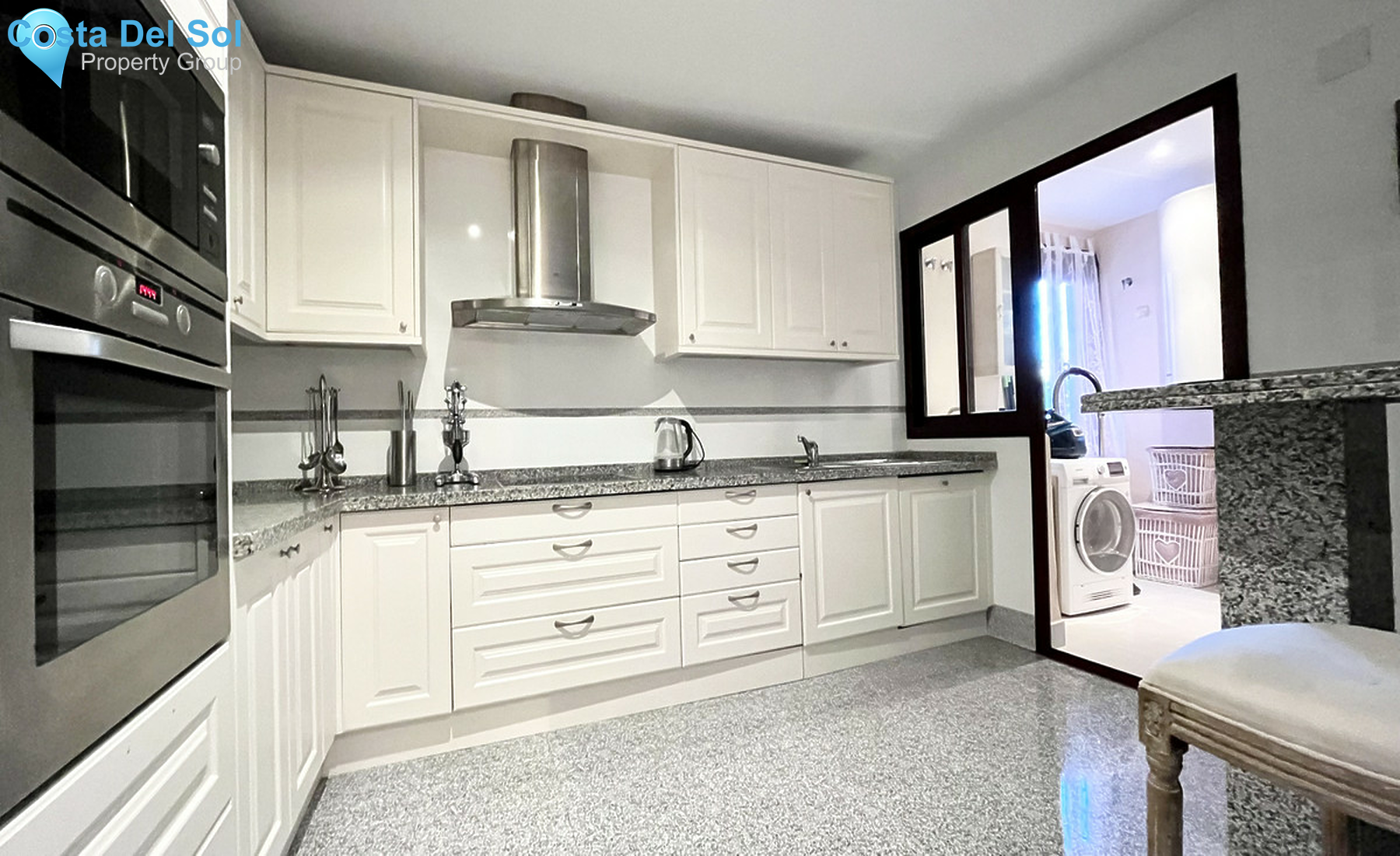 Middle Floor Apartment in New Golden Mile-1283840