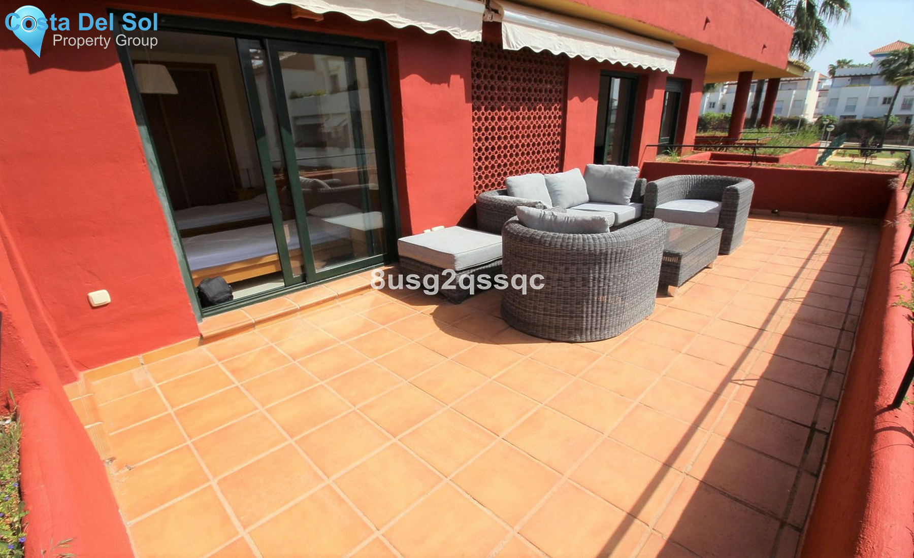 Middle Floor Apartment in New Golden Mile-1505487