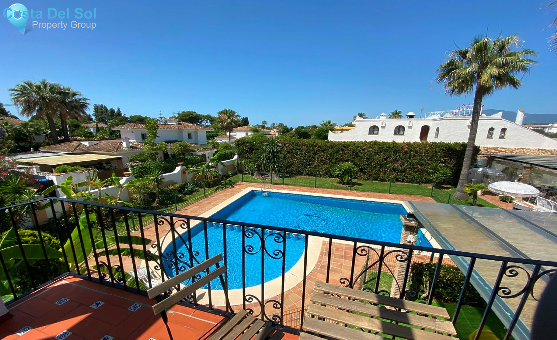 Middle Floor Apartment in New Golden Mile-1506973