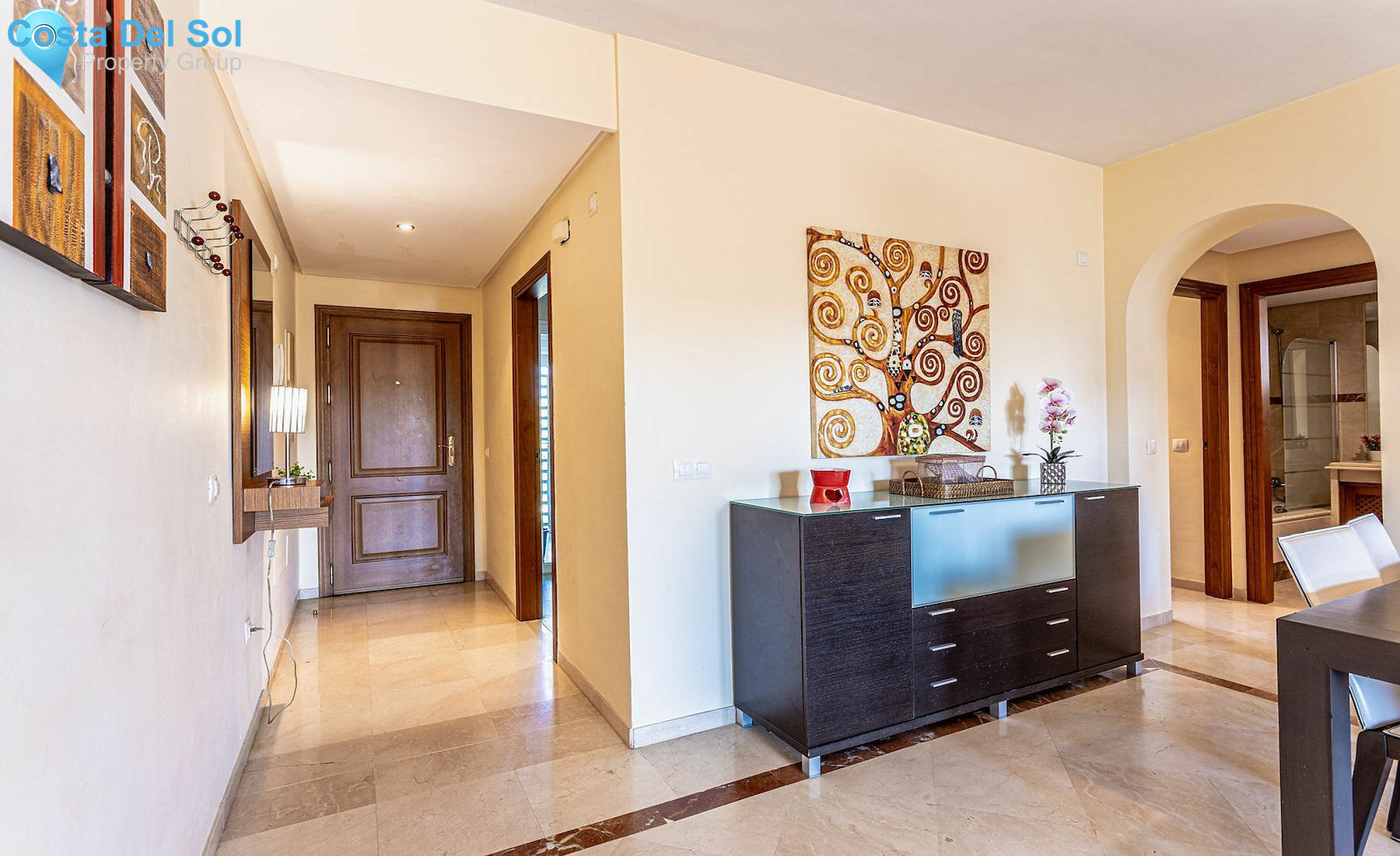 Middle Floor Apartment in New Golden Mile-1135347