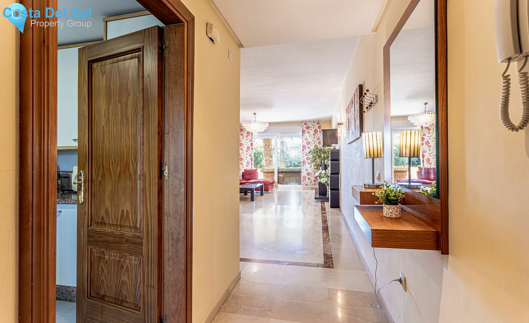Middle Floor Apartment in New Golden Mile-1135336