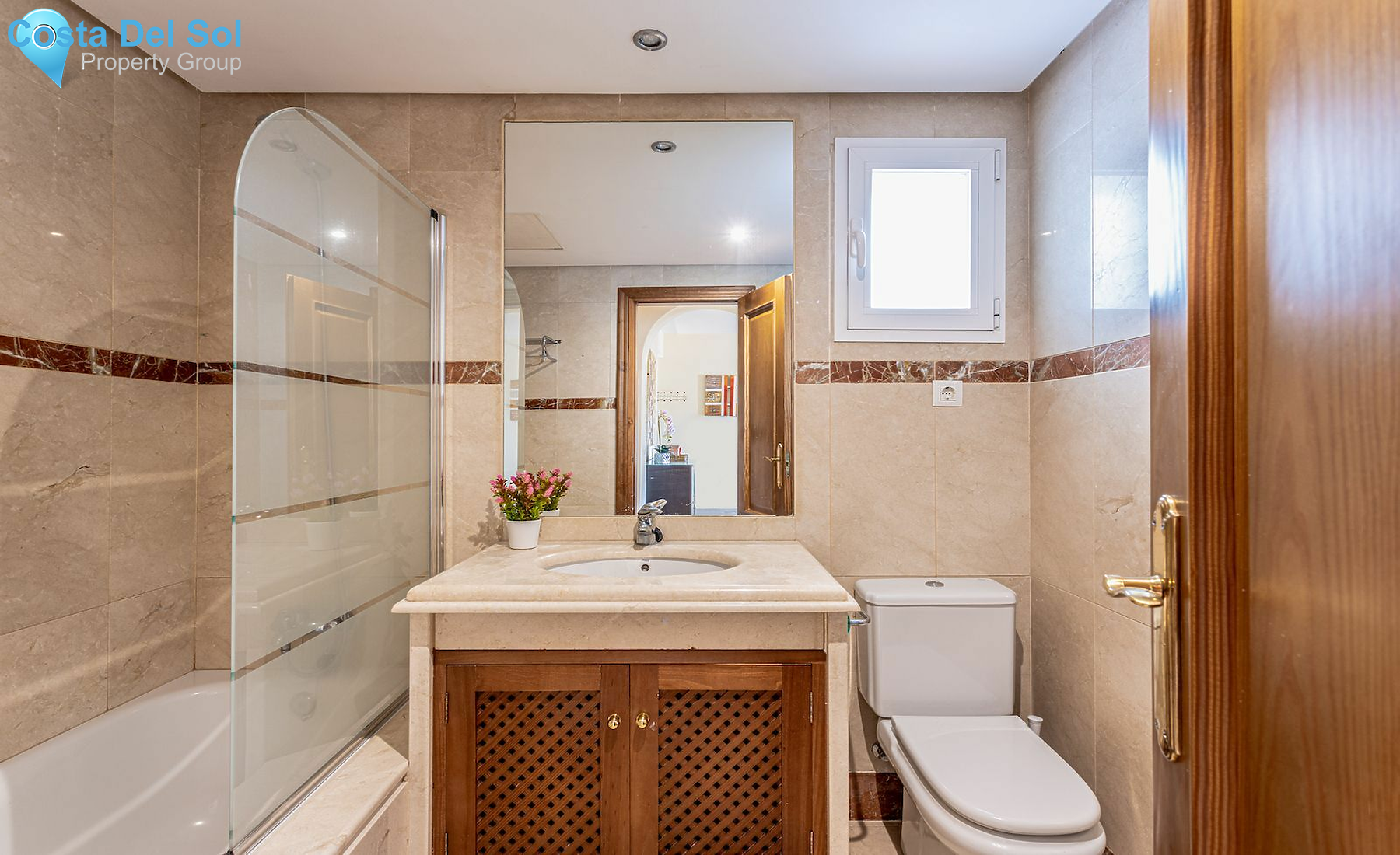 Middle Floor Apartment in New Golden Mile-1135337