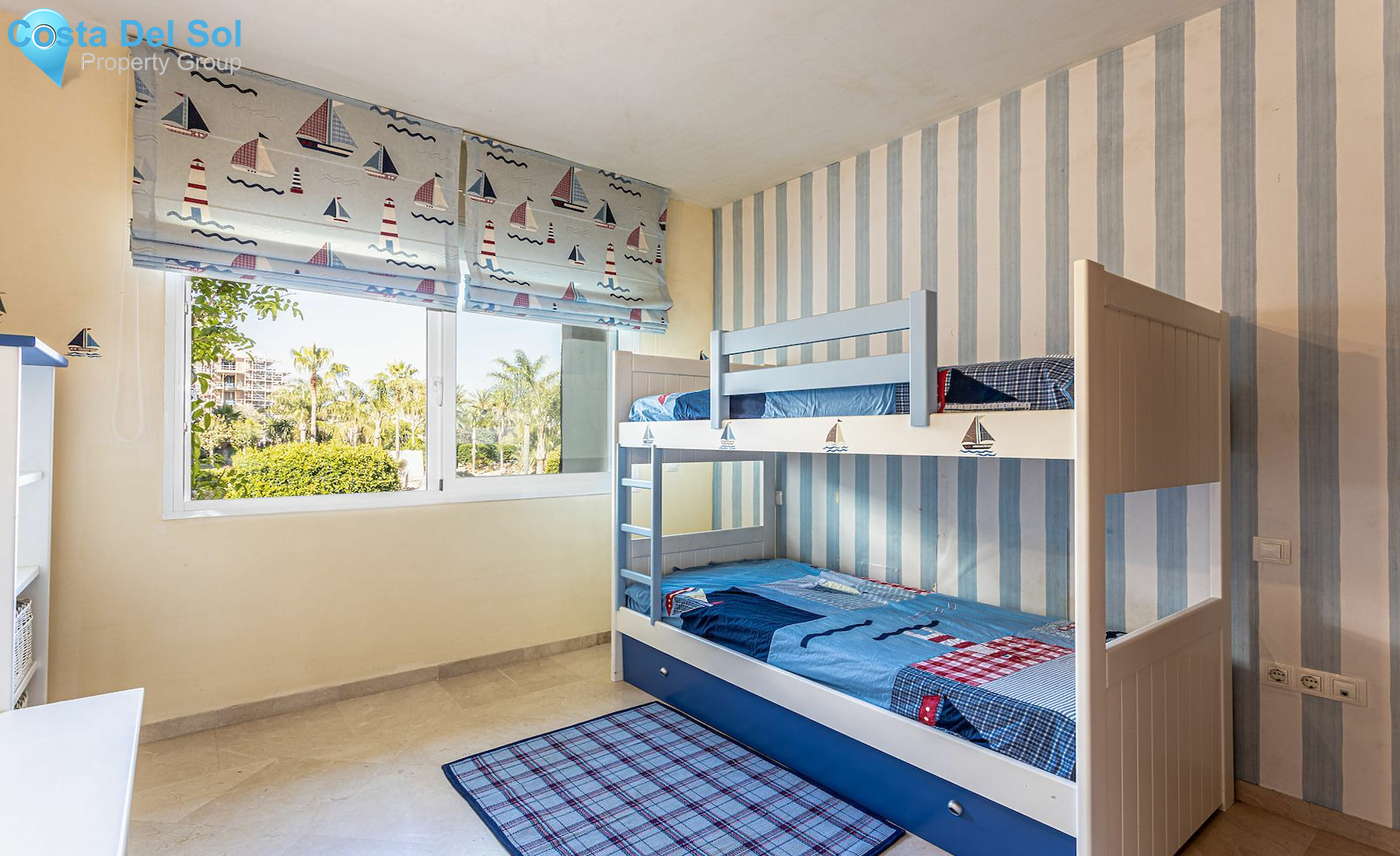 Middle Floor Apartment in New Golden Mile-1135339