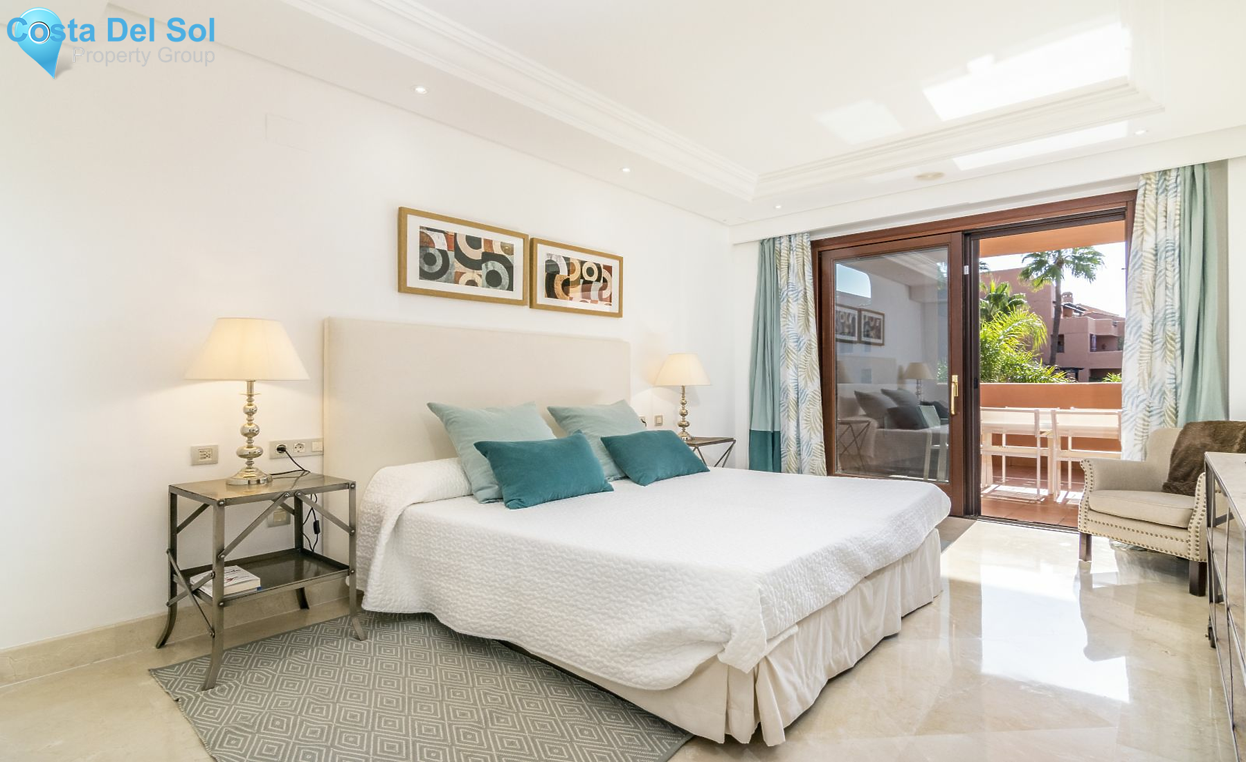 Middle Floor Apartment in New Golden Mile-1155332