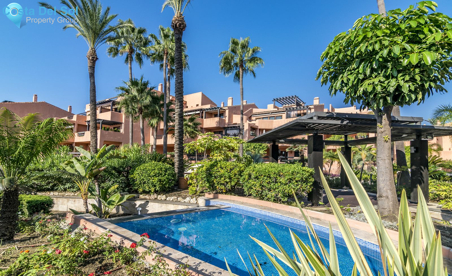 Middle Floor Apartment in New Golden Mile-1155318