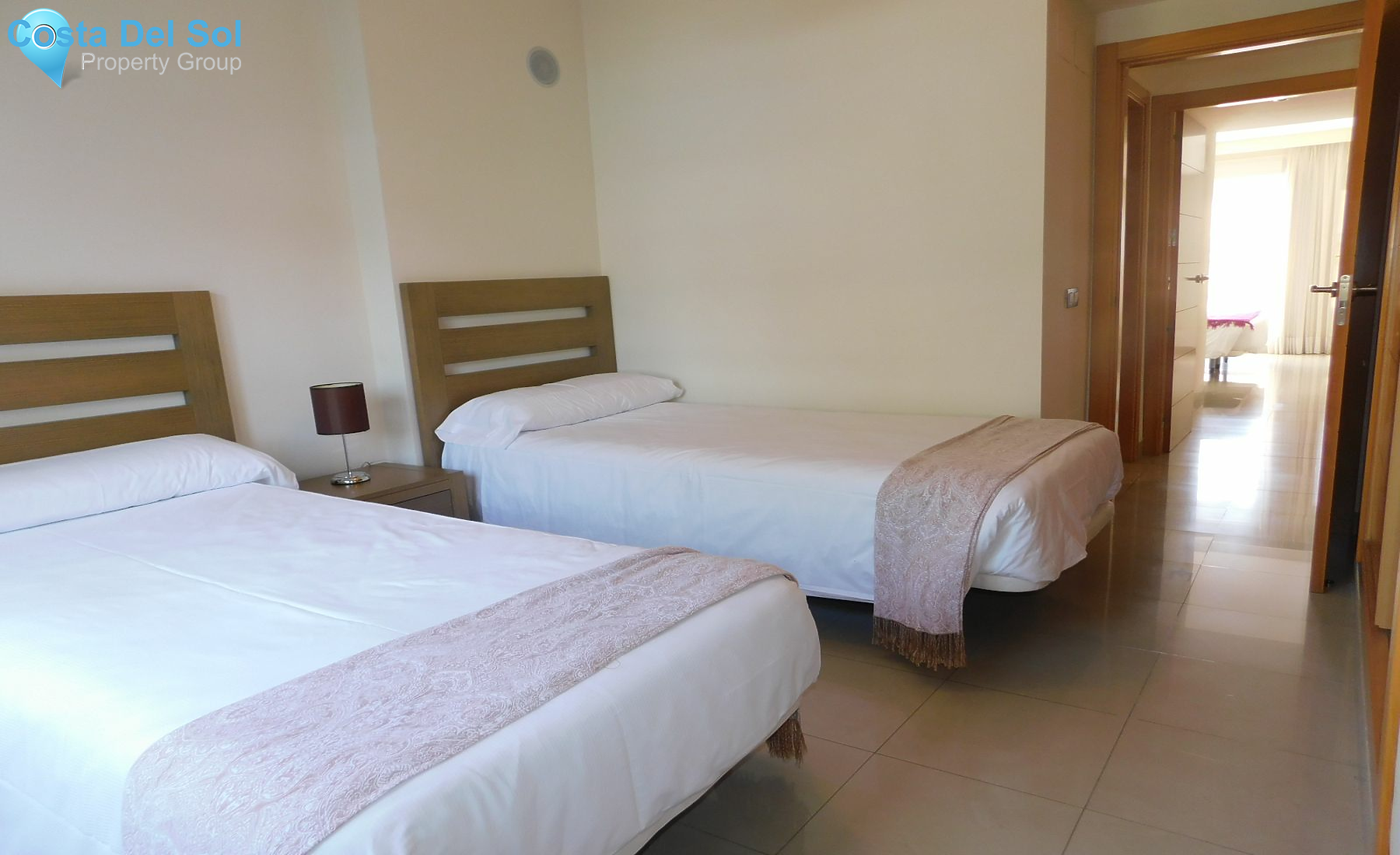 Middle Floor Apartment in New Golden Mile-1157889