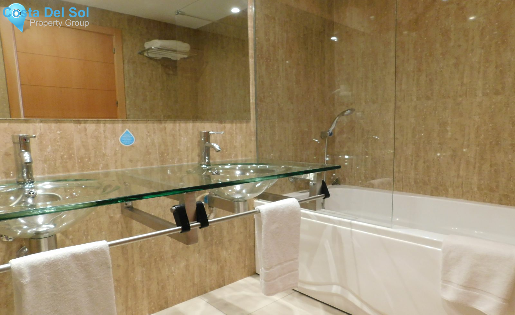Middle Floor Apartment in New Golden Mile-1157882