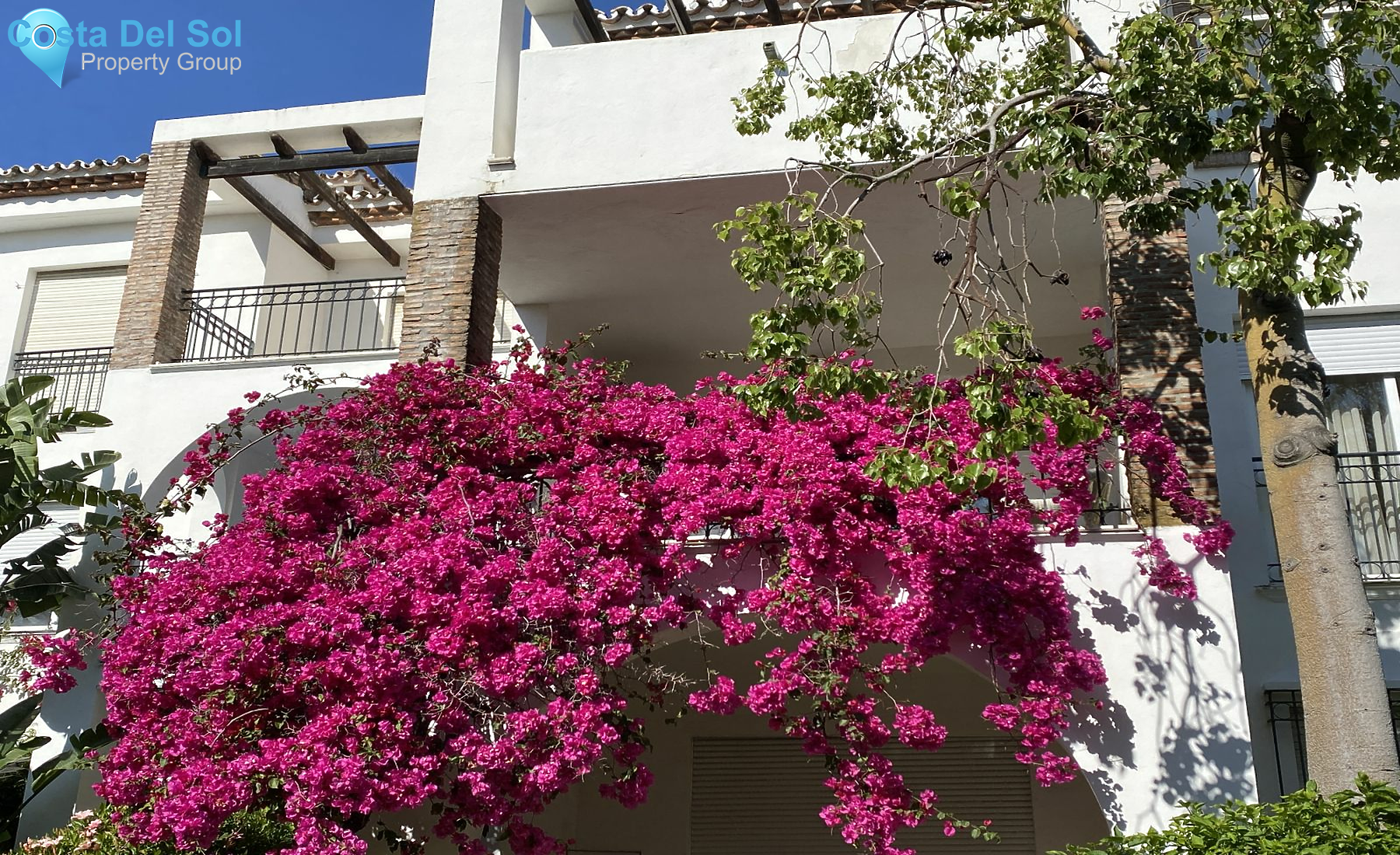 Middle Floor Apartment in New Golden Mile-1163334