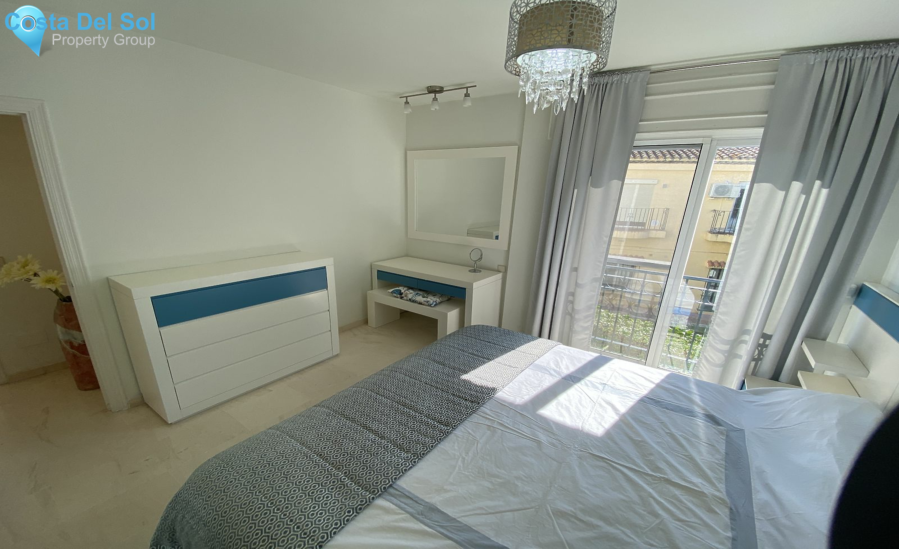Middle Floor Apartment in New Golden Mile-1163327