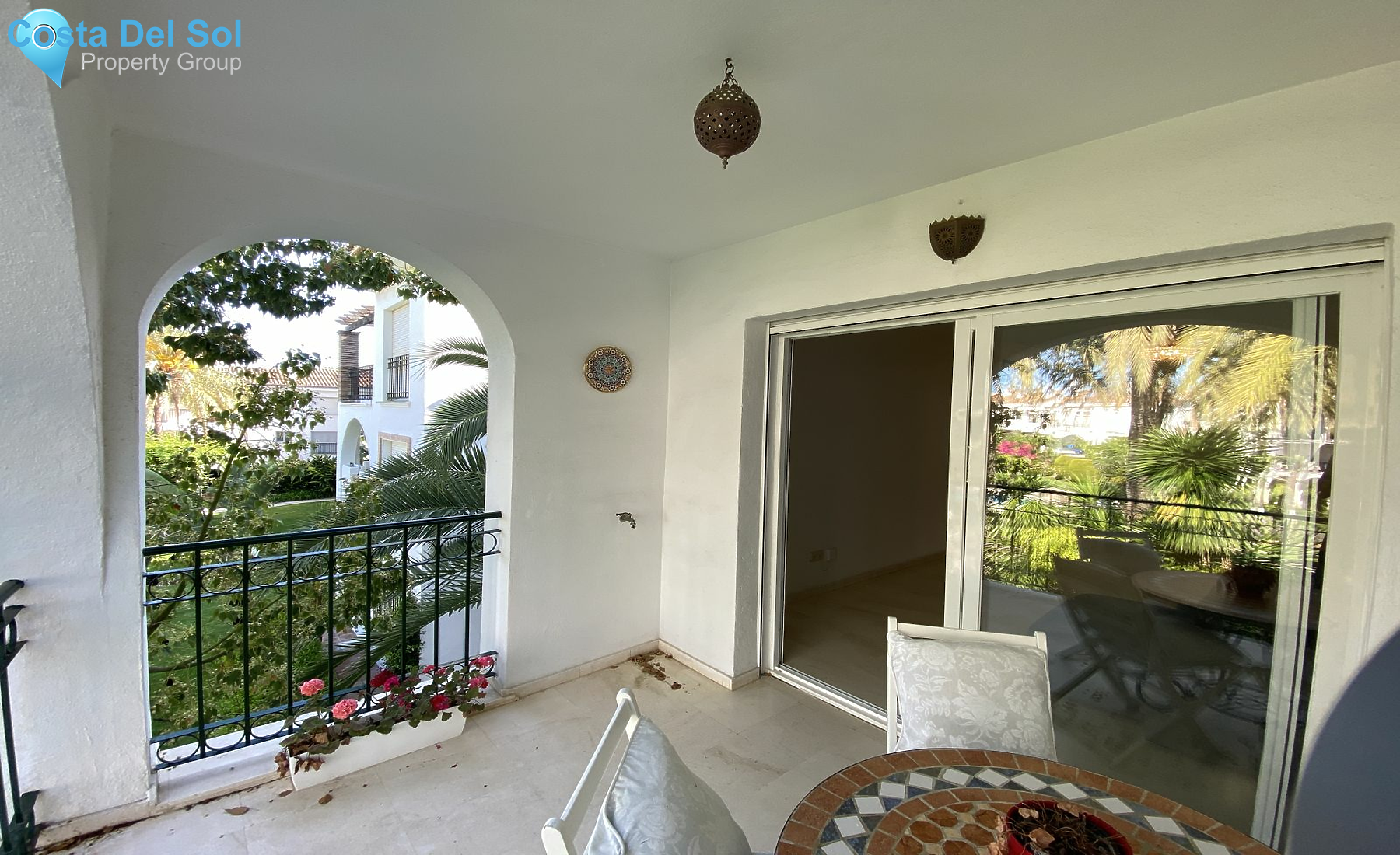 Middle Floor Apartment in New Golden Mile-1163330