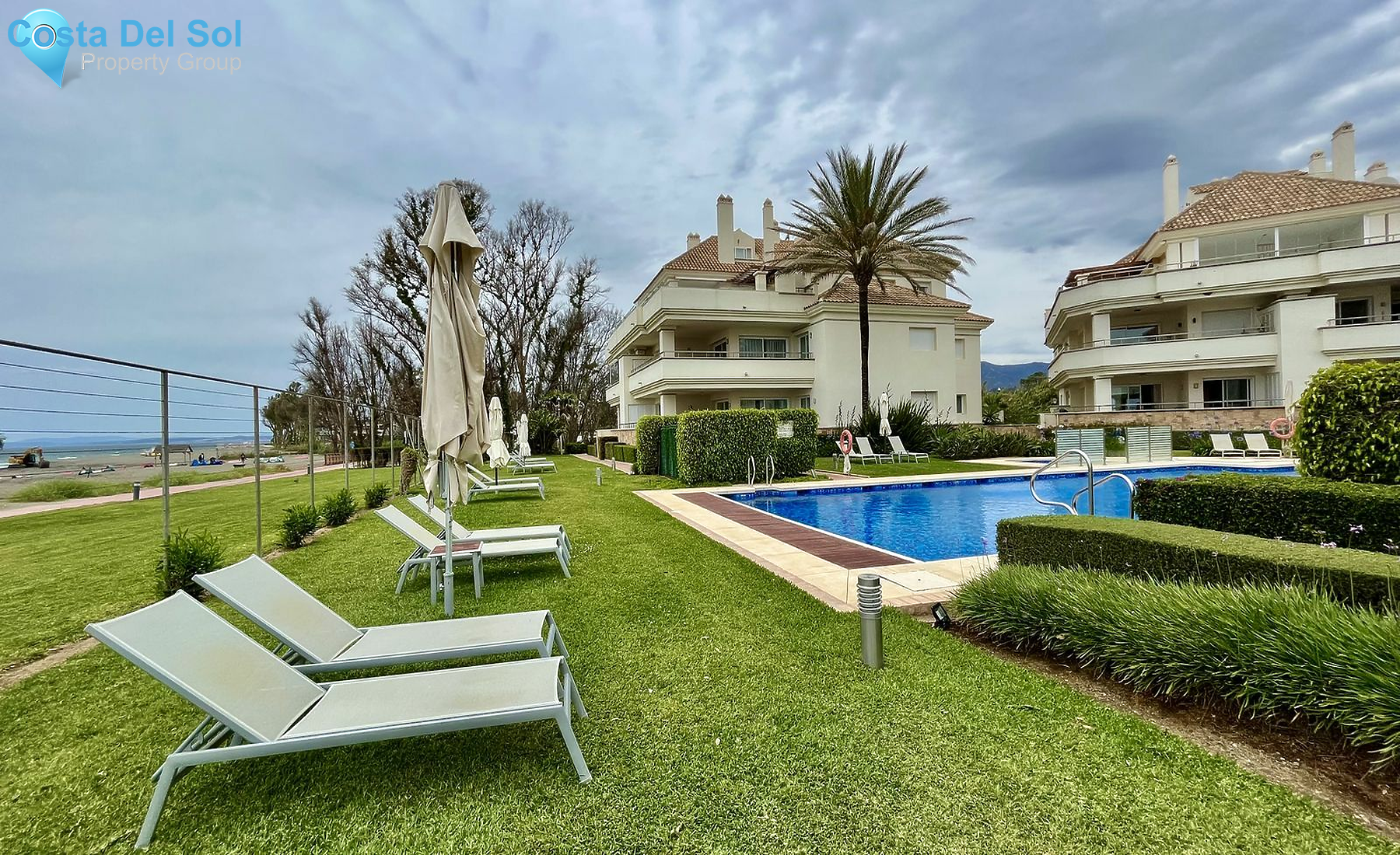 Middle Floor Apartment in New Golden Mile