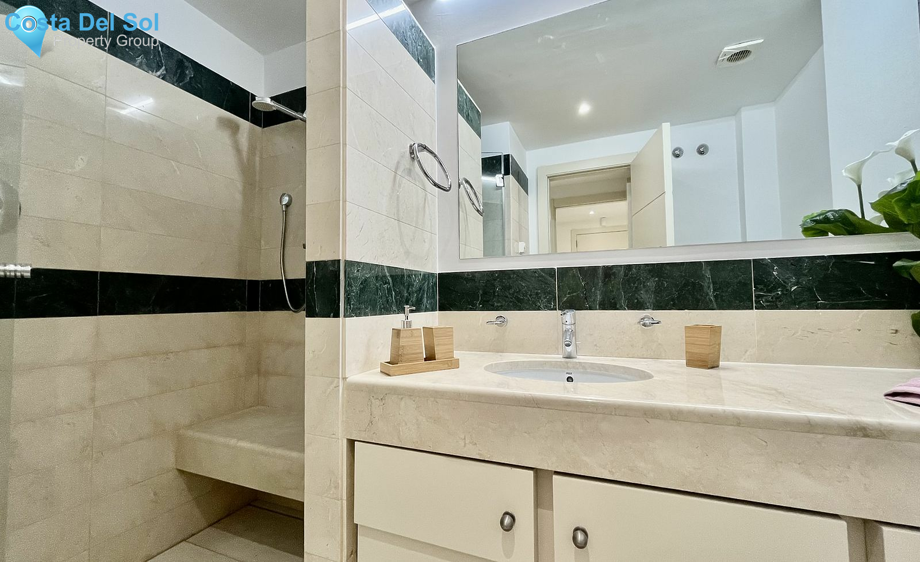 Middle Floor Apartment in New Golden Mile-1180444