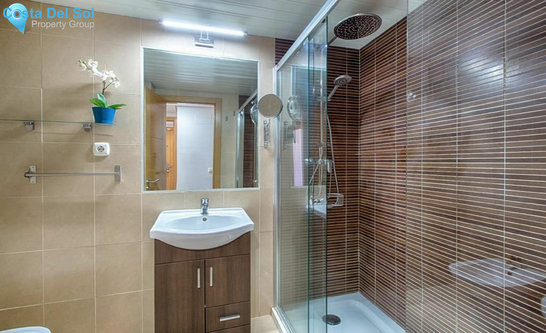 Middle Floor Apartment in New Golden Mile-1184660