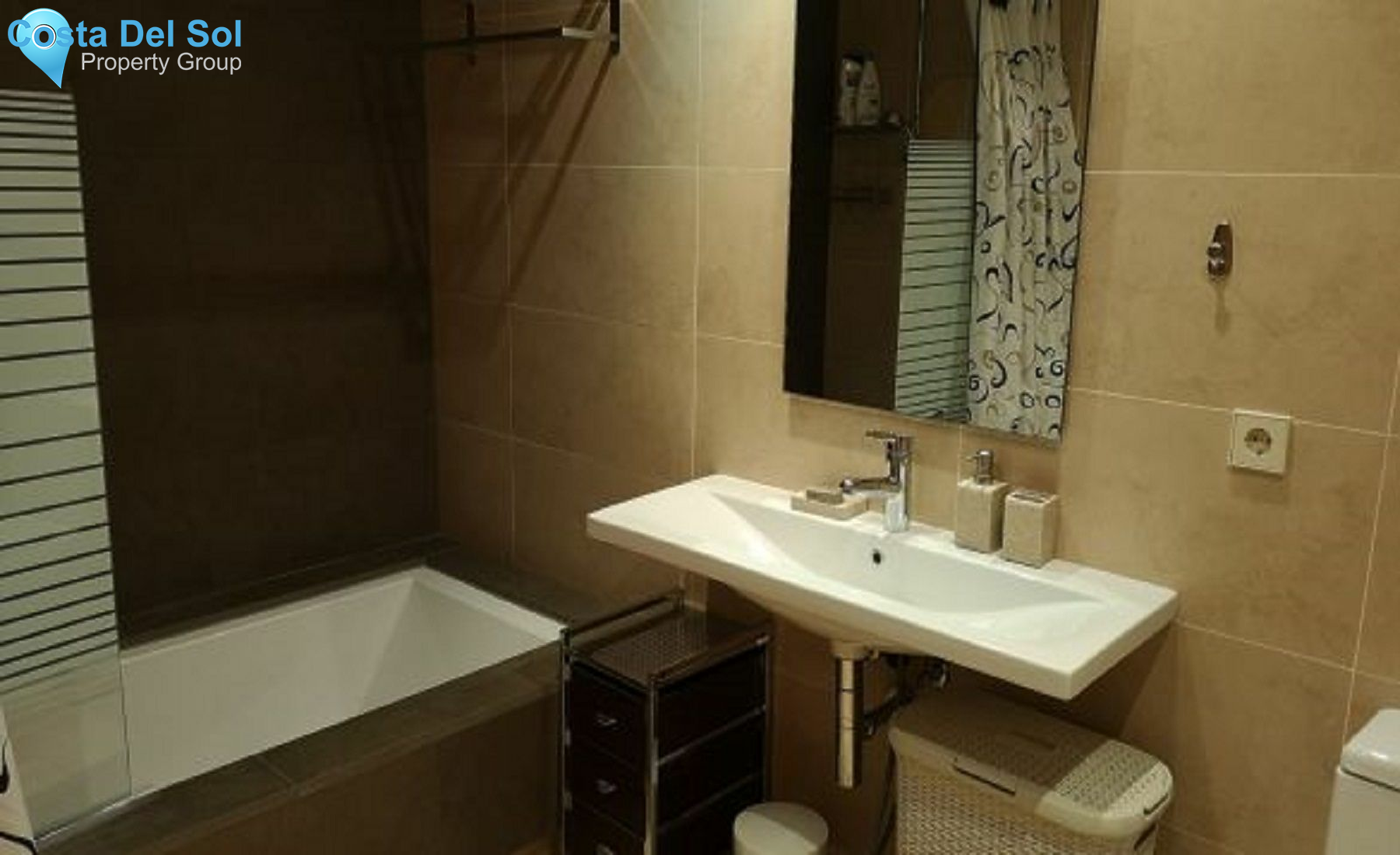 Middle Floor Apartment in New Golden Mile-1185896