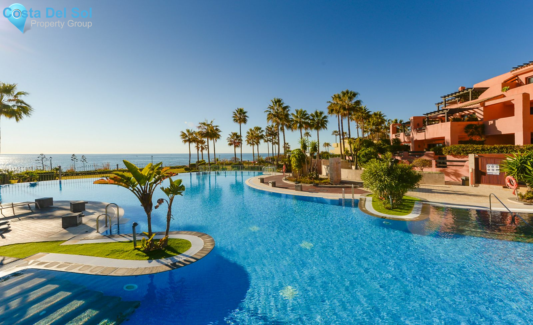 Middle Floor Apartment in New Golden Mile