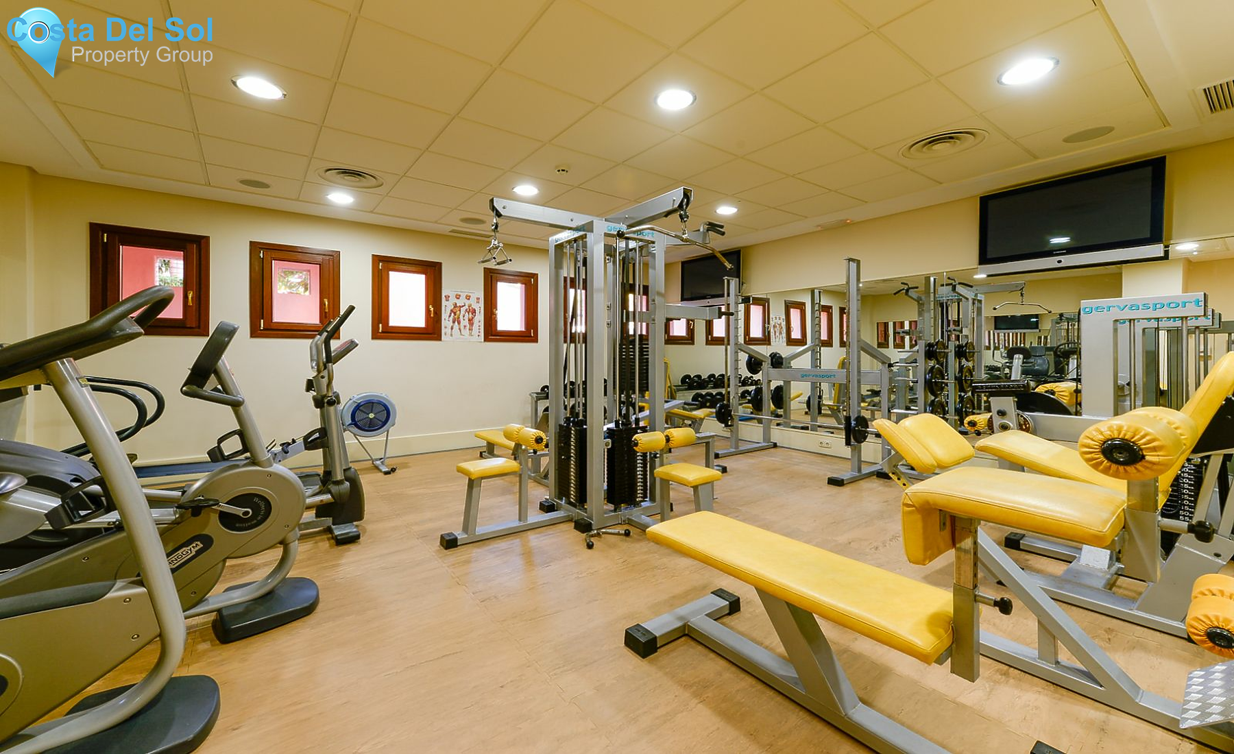 Middle Floor Apartment in New Golden Mile-1390363