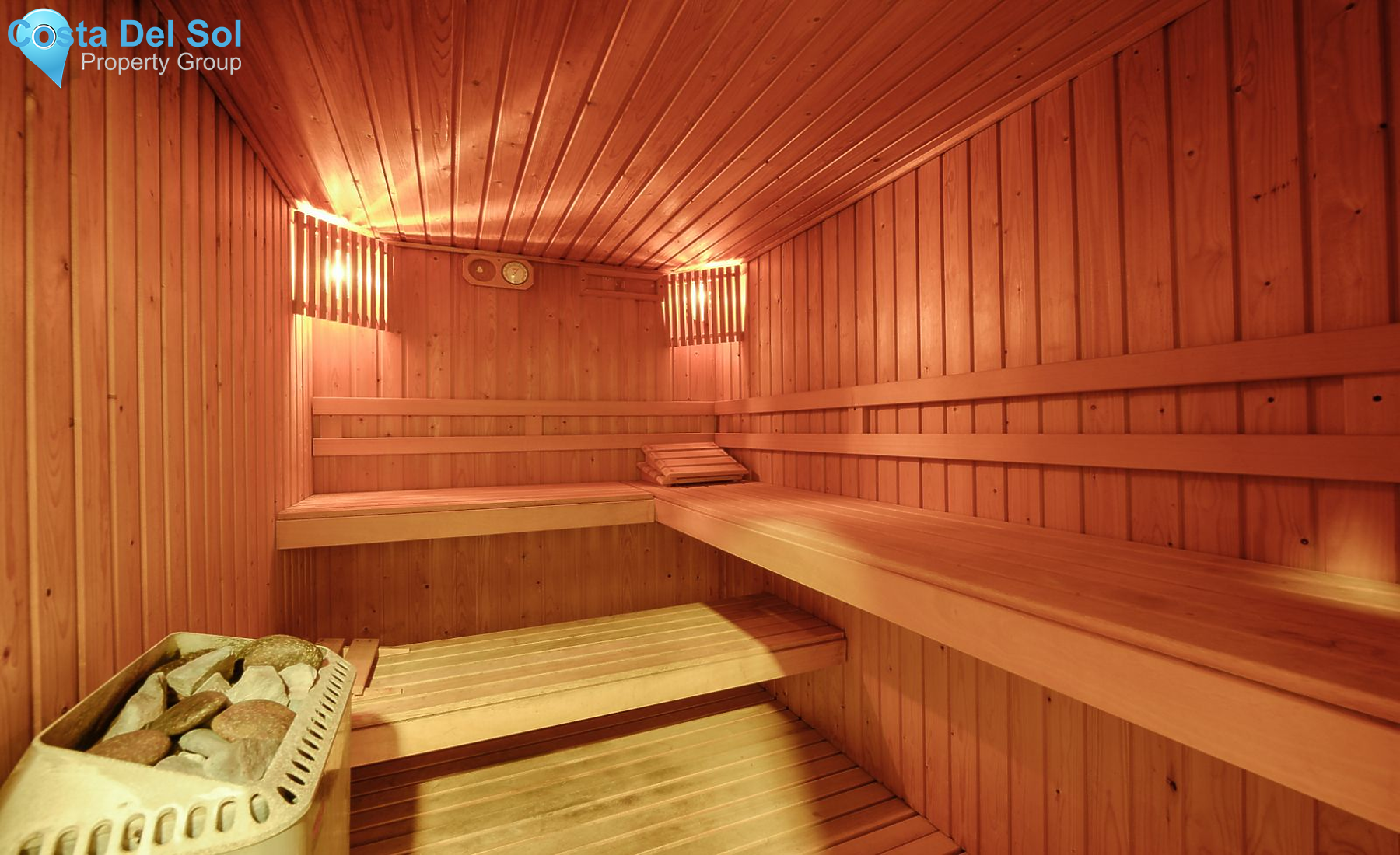 Middle Floor Apartment in New Golden Mile-1390365