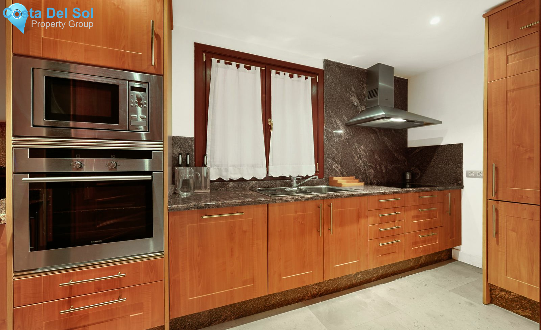 Middle Floor Apartment in New Golden Mile-1390355