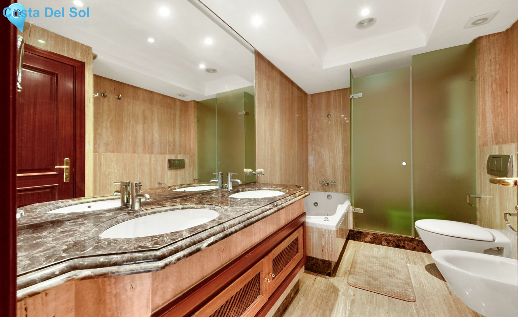 Middle Floor Apartment in New Golden Mile-1390357