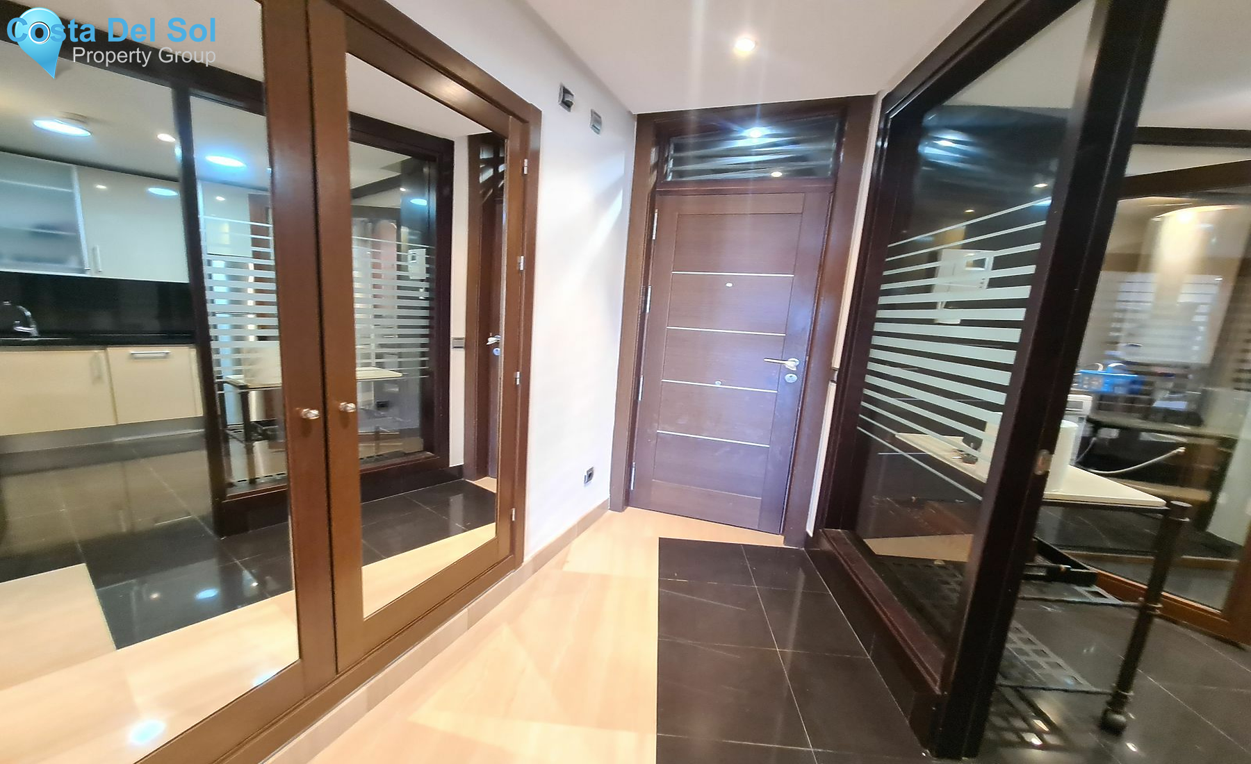 Middle Floor Apartment in New Golden Mile-1419377