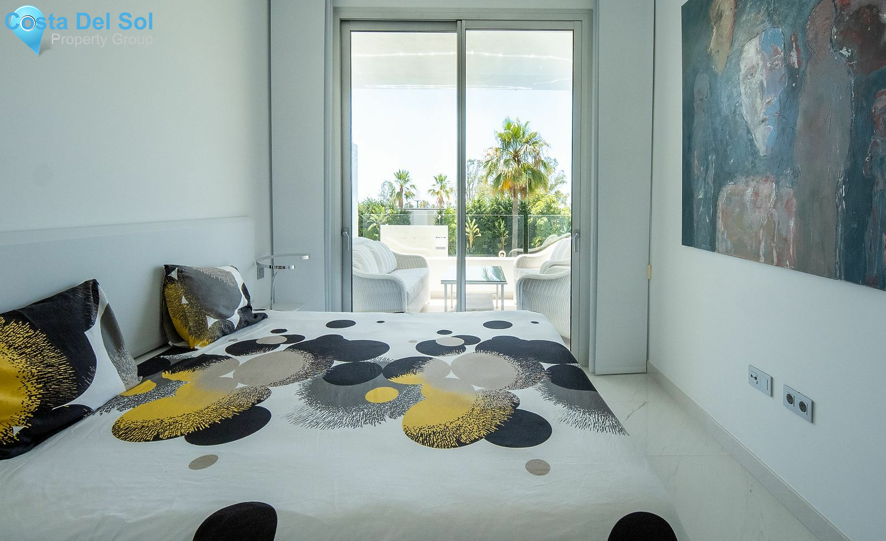 Middle Floor Apartment in New Golden Mile-1423680