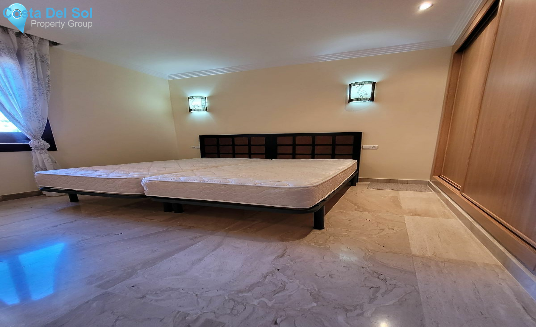 Middle Floor Apartment in New Golden Mile-1430547