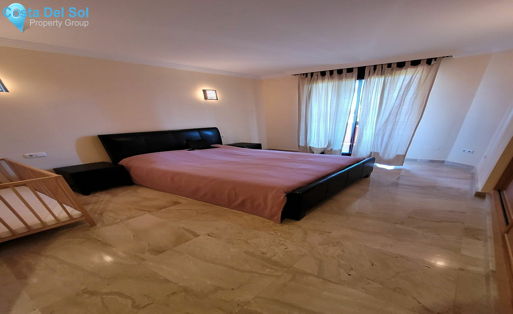 Middle Floor Apartment in New Golden Mile-1430542
