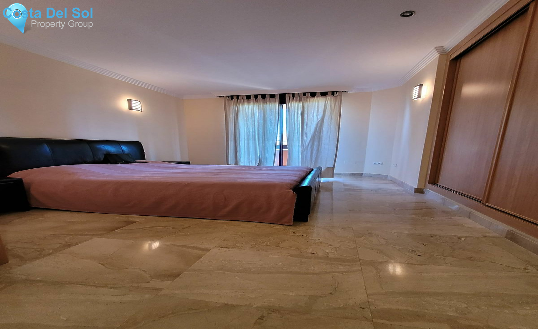 Middle Floor Apartment in New Golden Mile-1430543